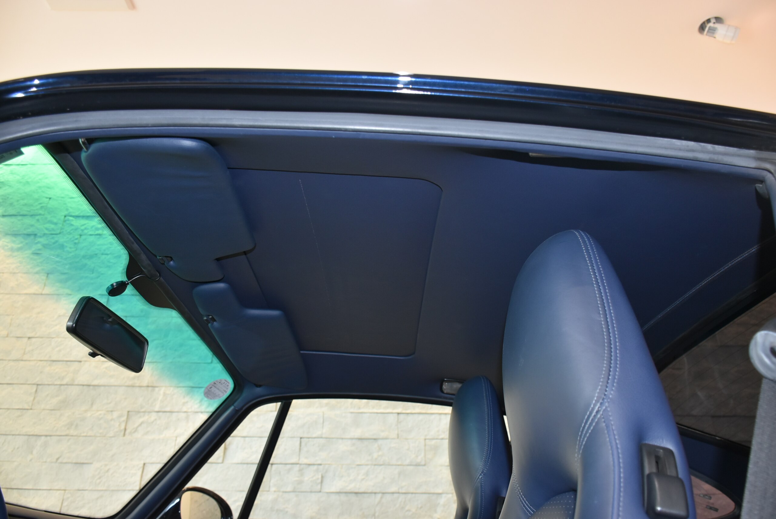 1994 Porsche 911 Carrera — Photo 13 / 17