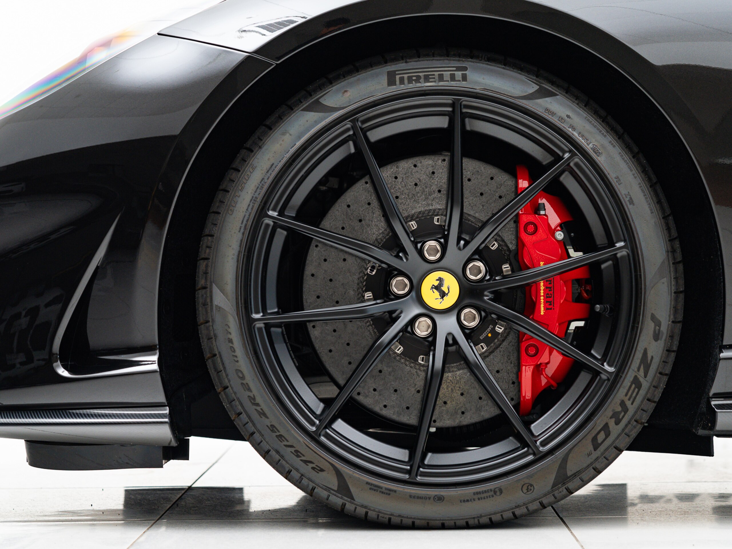 2022 Ferrari 812GTS — Photo 38 / 51