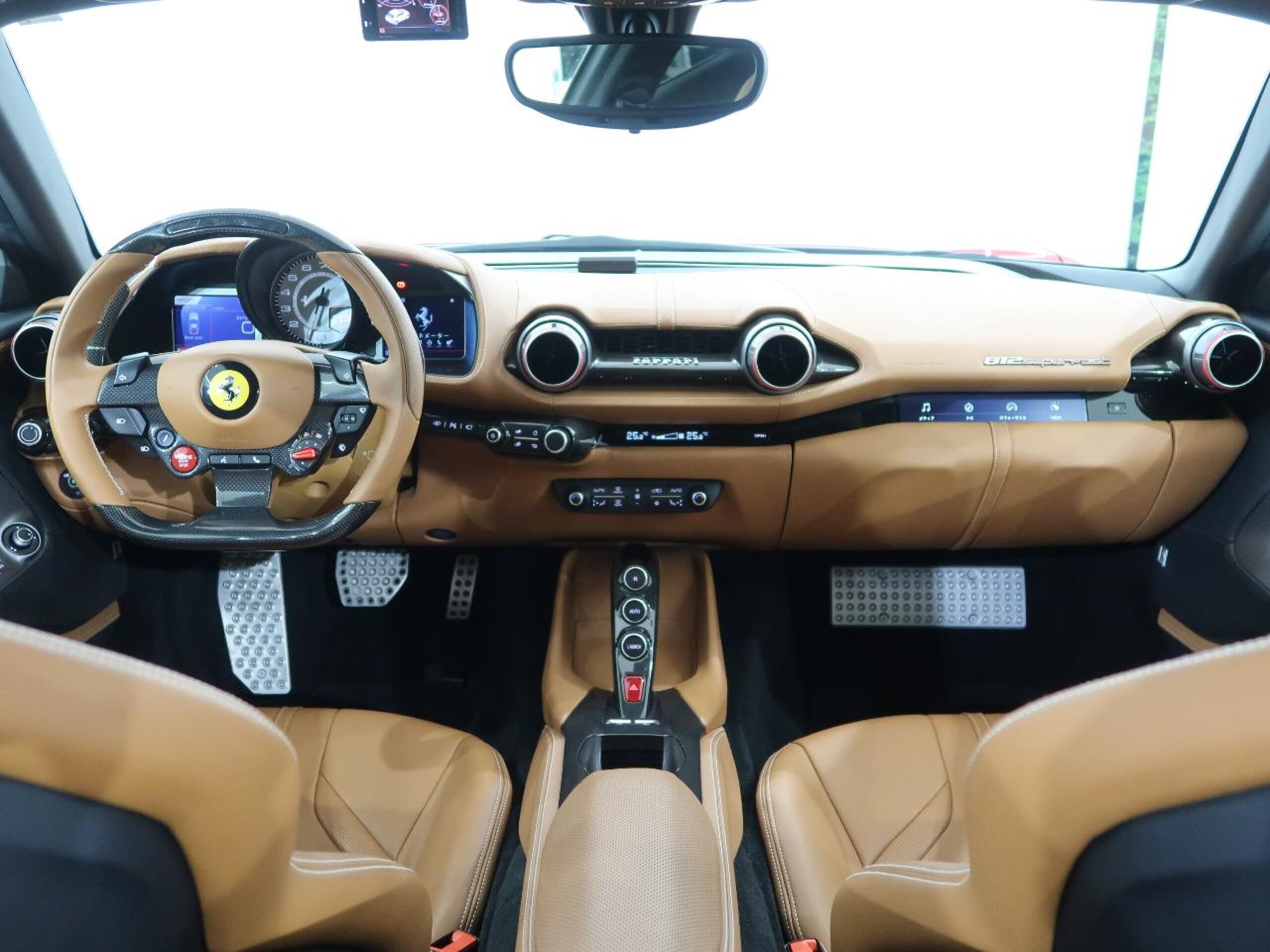 2018 Ferrari 812 Superfast — Photo 10 / 51