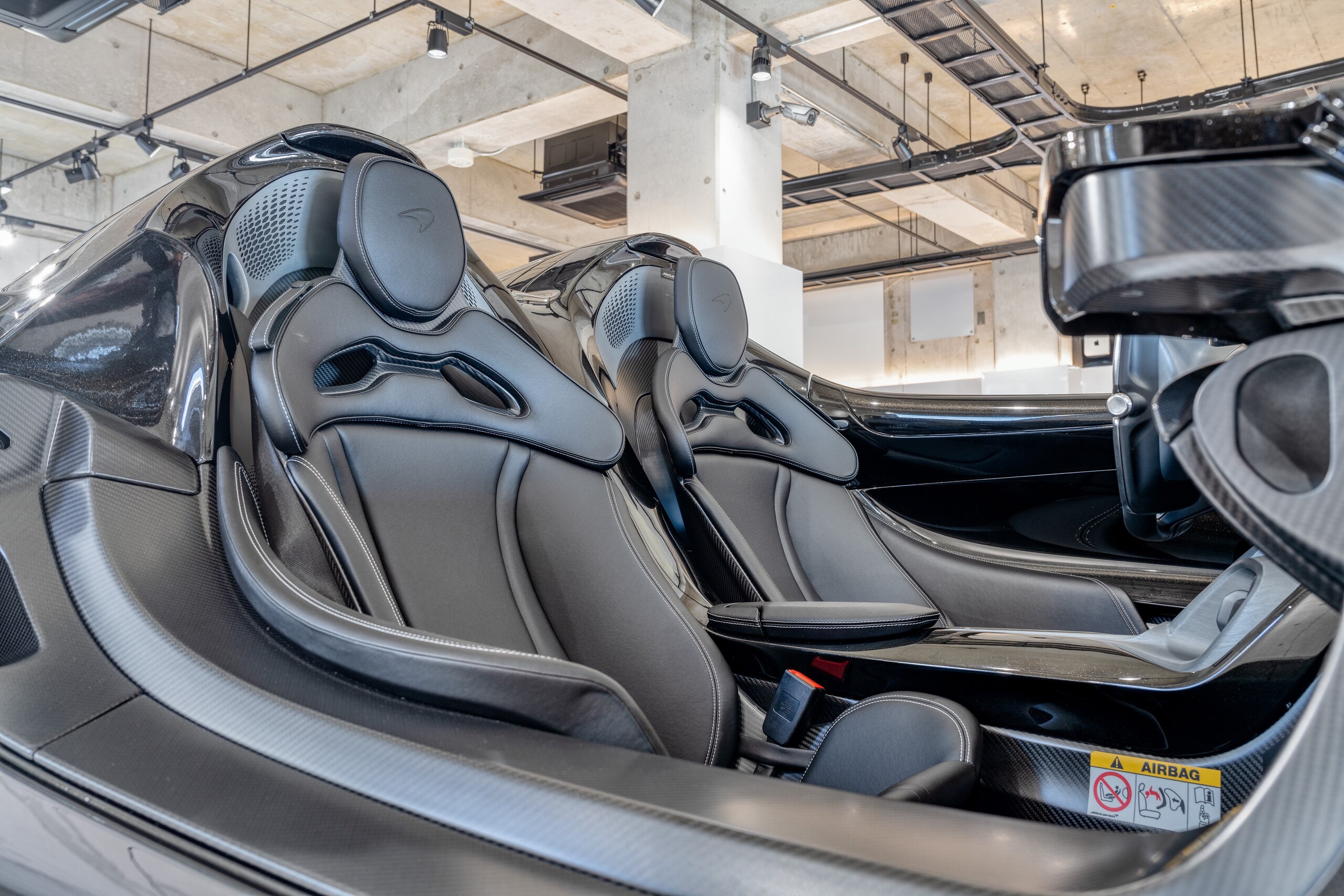 2022 McLaren Elva — Photo 12 / 19