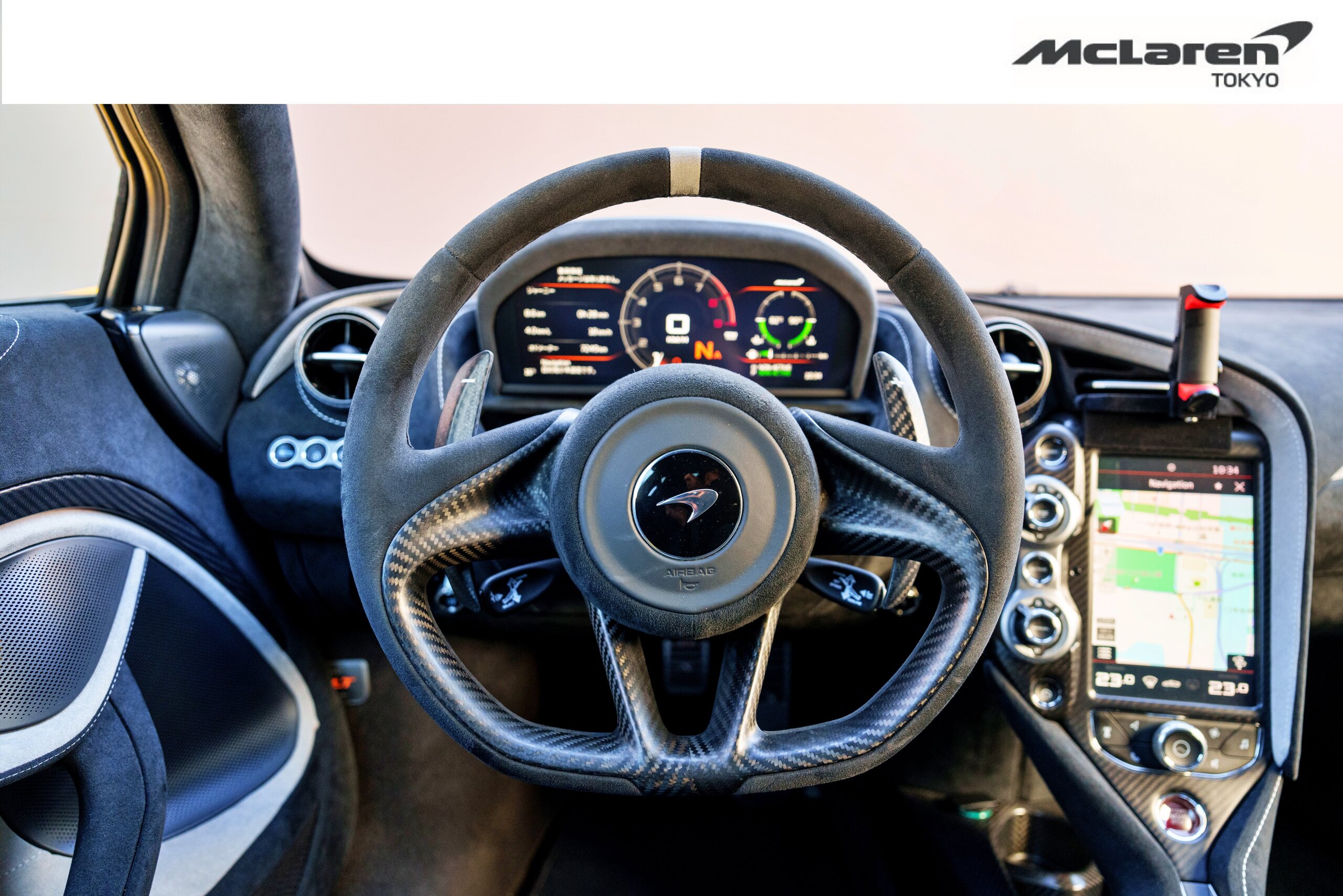 2021 McLaren 765LT — Photo 19 / 28