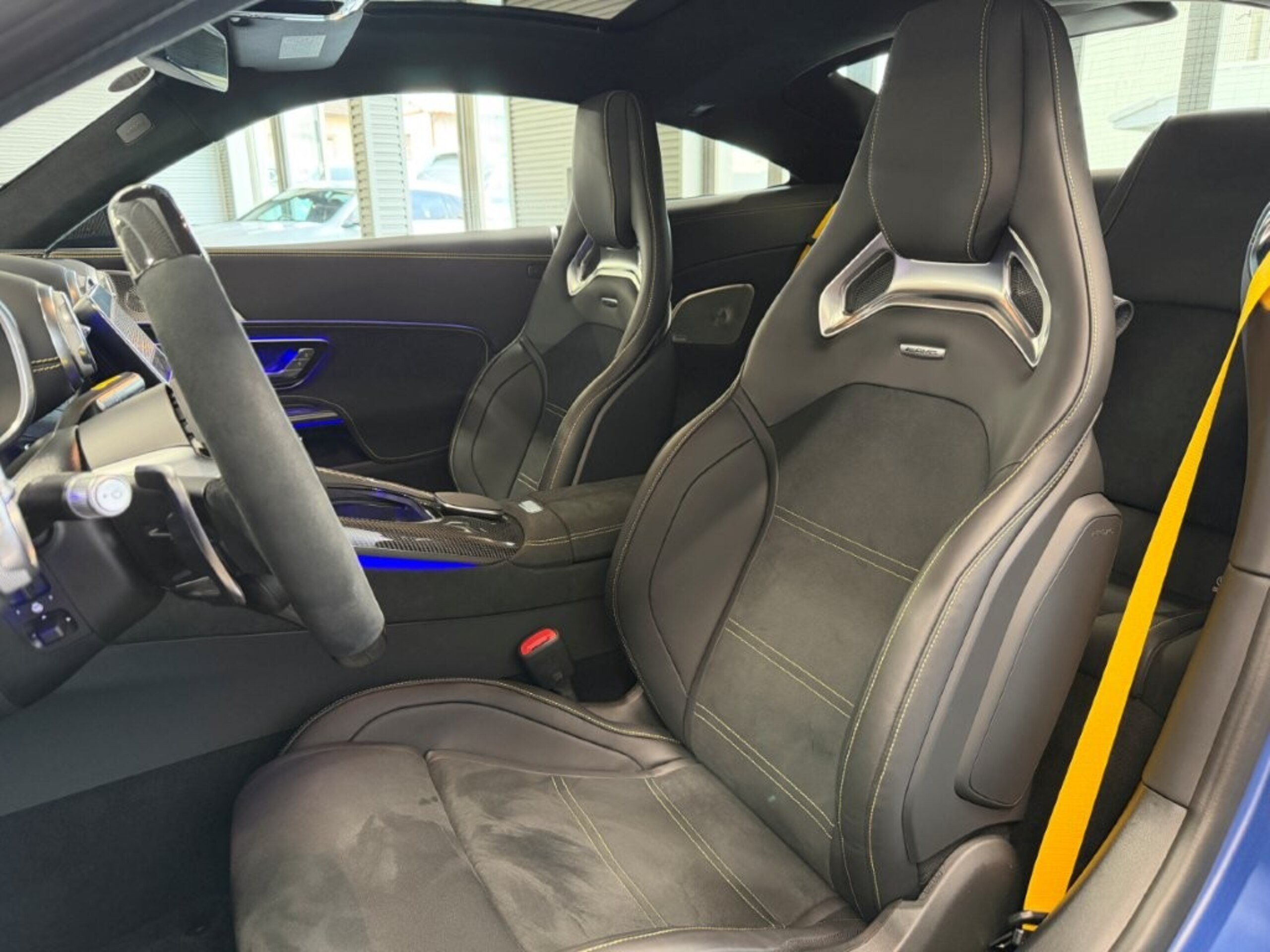 2025 Mercedes Benz AMG GT63 SE Performance — Photo 38 / 61