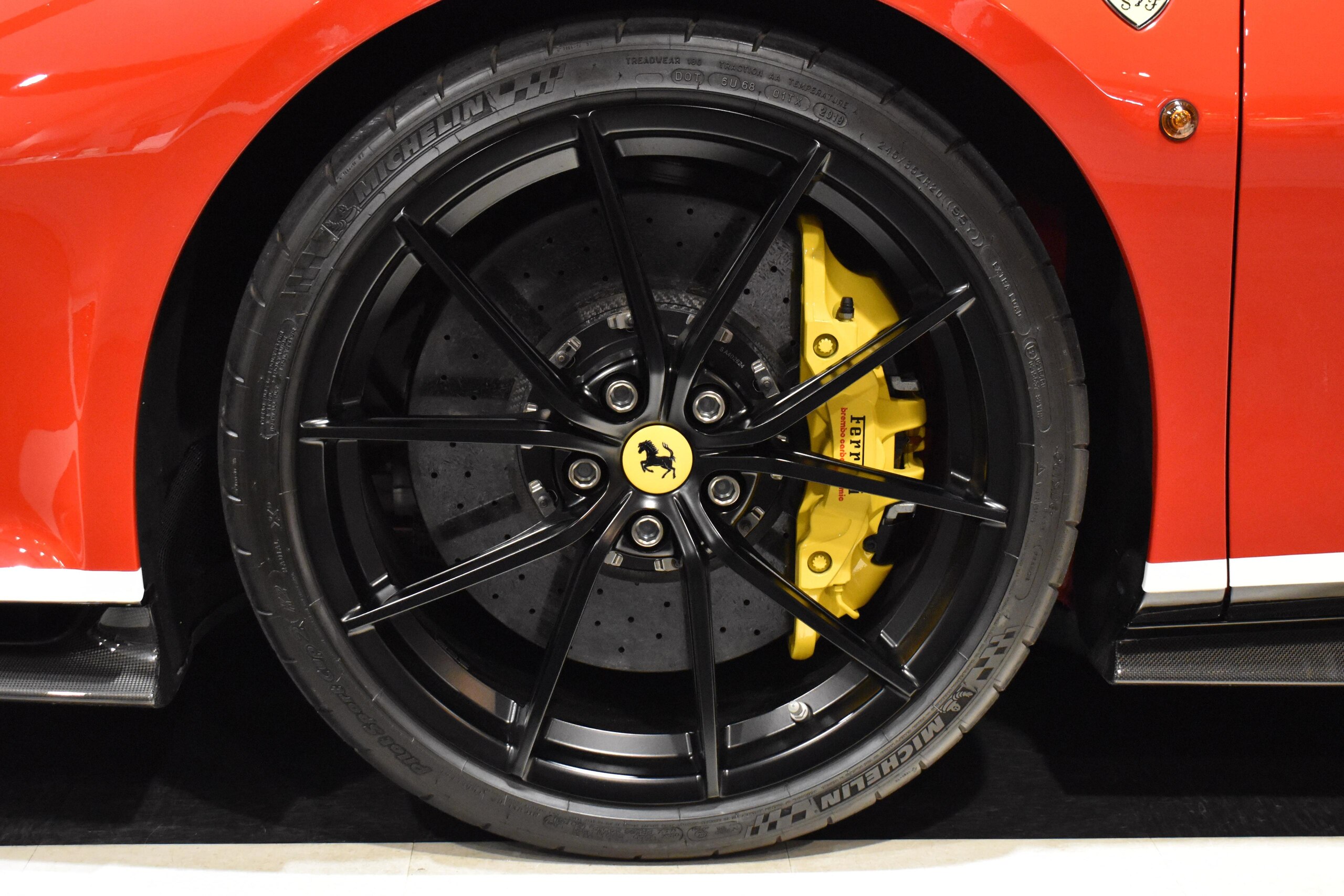 2020 Ferrari 488 Pista — Photo 19 / 23