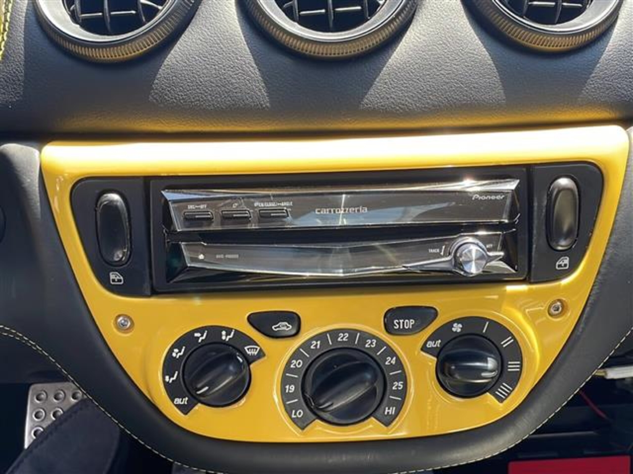2004 Ferrari 360 Modena F1 — Photo 11 / 17