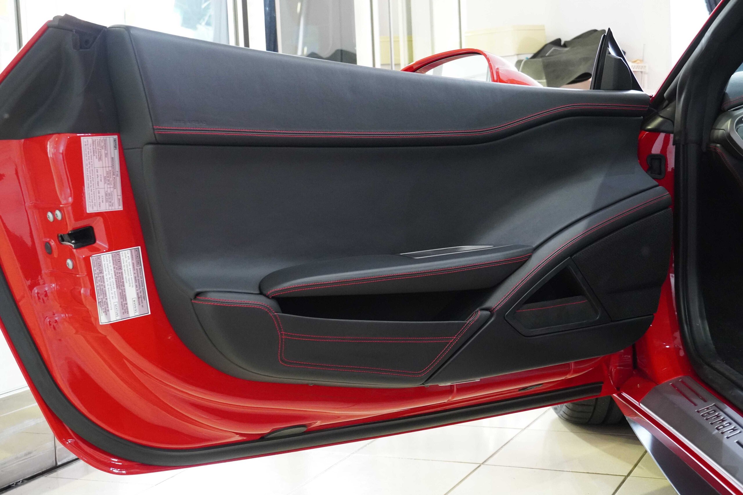2012 Ferrari 458 Spider — Photo 20 / 34