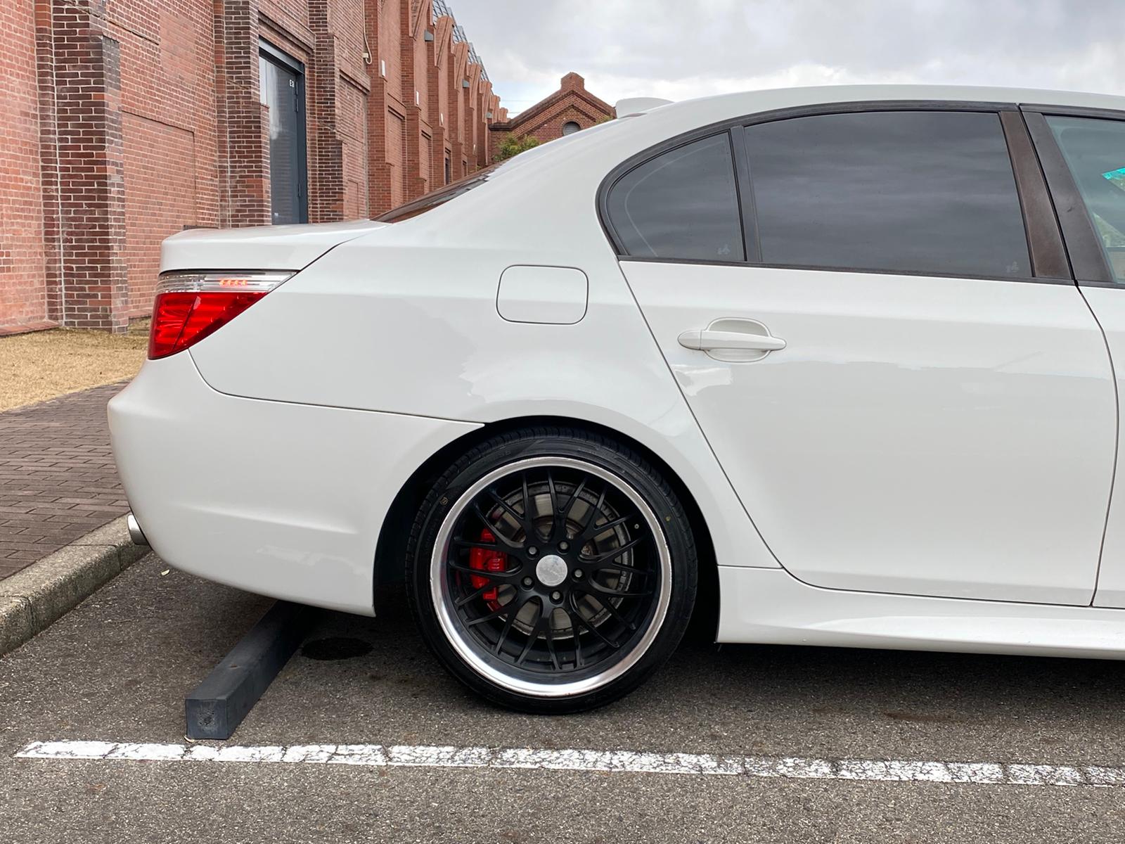 2009 BMW 525i M Sport — Photo 6 / 24