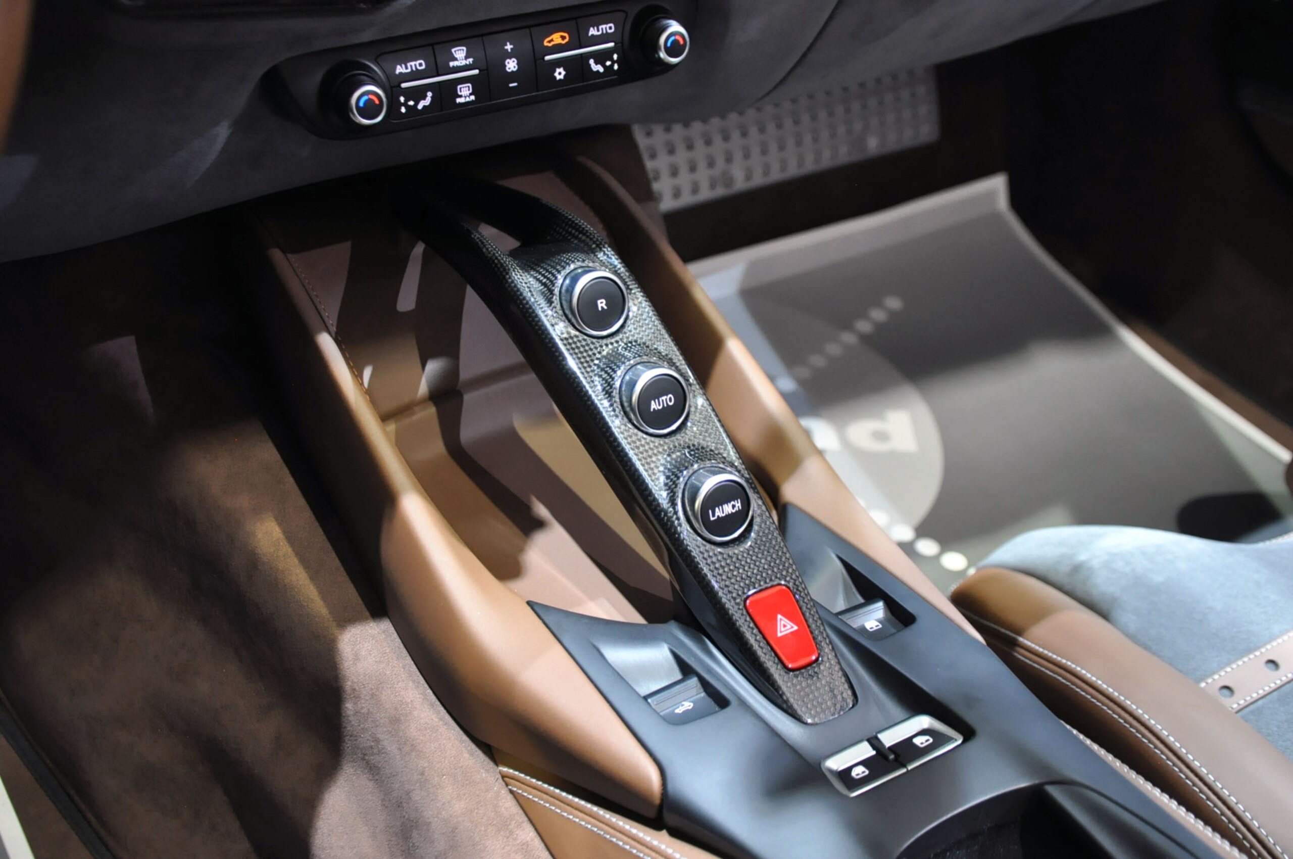 2021 Ferrari 812GTS — Photo 14 / 20