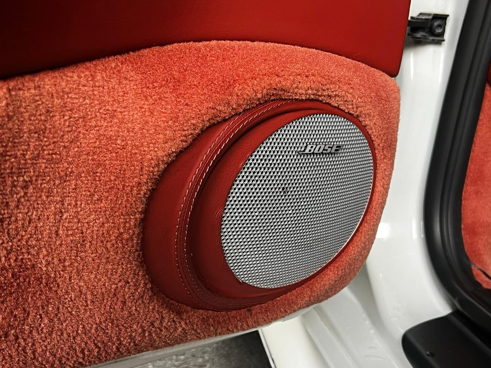 2004 Porsche 911 Turbo — Photo 9 / 13