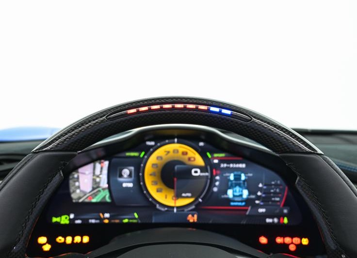 2025 Ferrari SF90 XX Spider — Photo 12 / 21