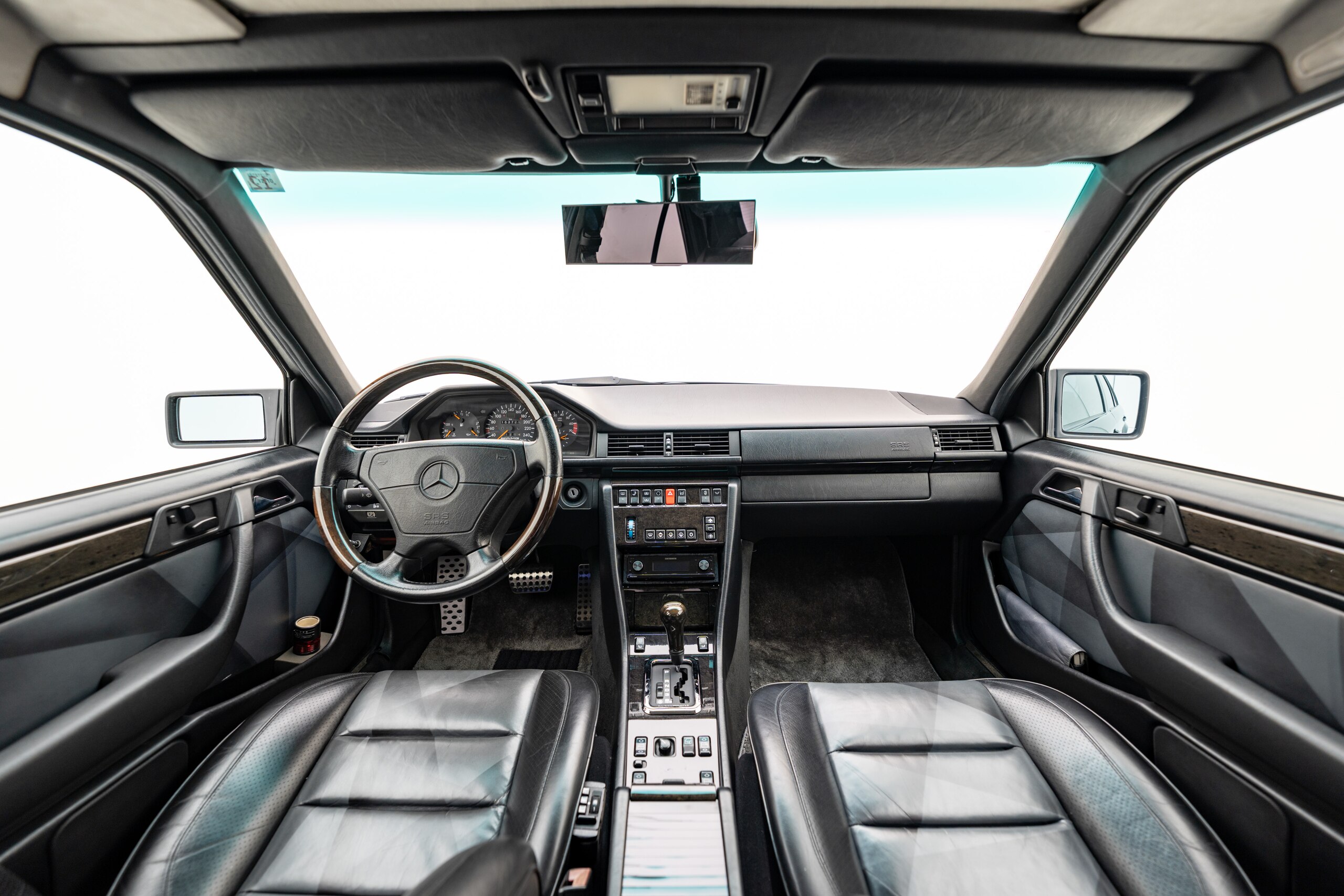 1994 Mercedes Benz 500E — Photo 8 / 22