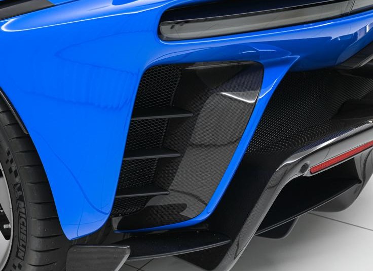 2025 Ferrari SF90 XX Spider — Photo 7 / 21