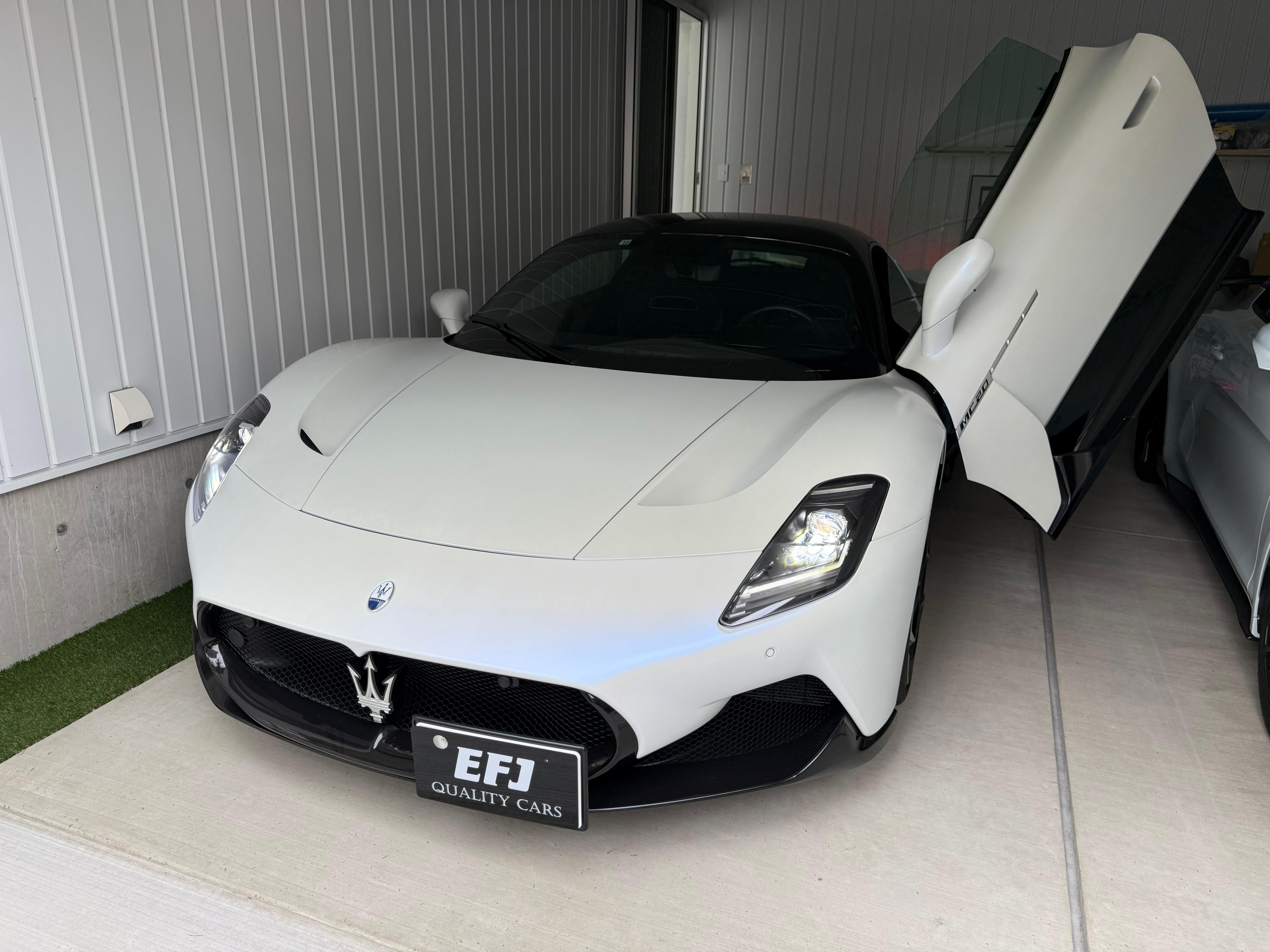 2022 Maserati MC20 ZAMBX24J000395683 for sale in Japan