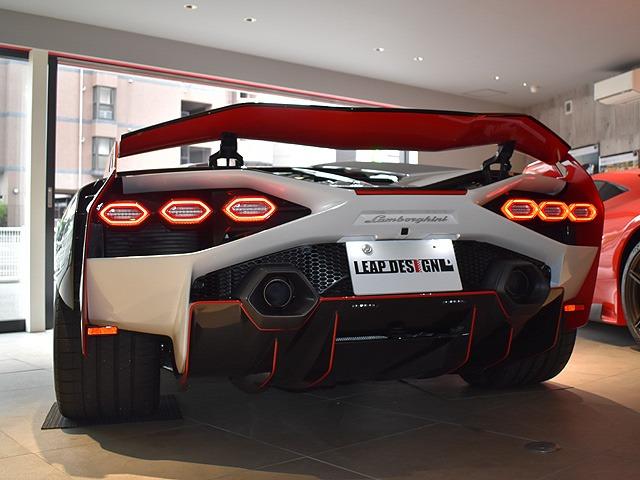 2021 Lamborghini SIÁN FKP 37 — Photo 7 / 24