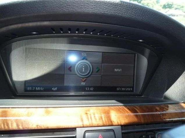2008 BMW 335i Cabriolet — Photo 10 / 22