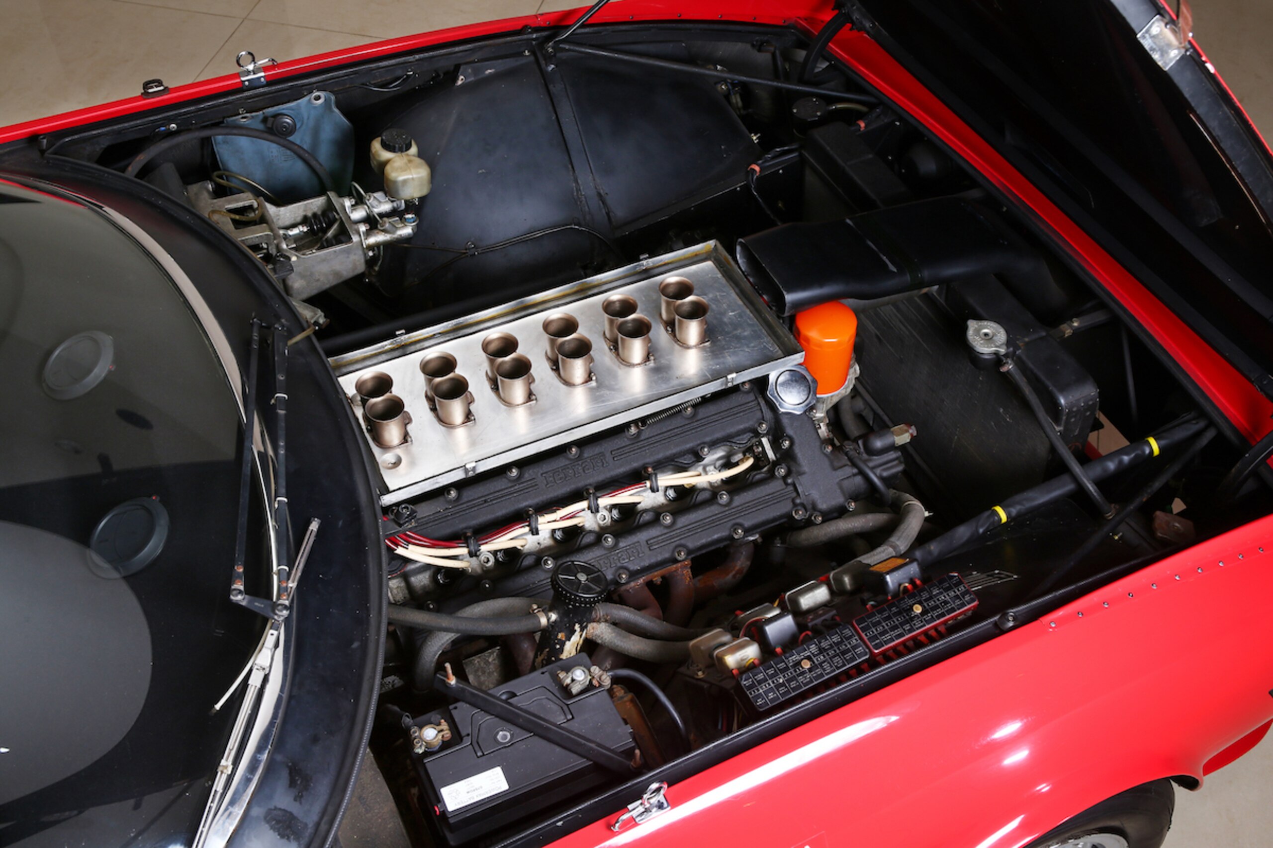 1969 Ferrari 365 GTB/4 — Photo 9 / 12