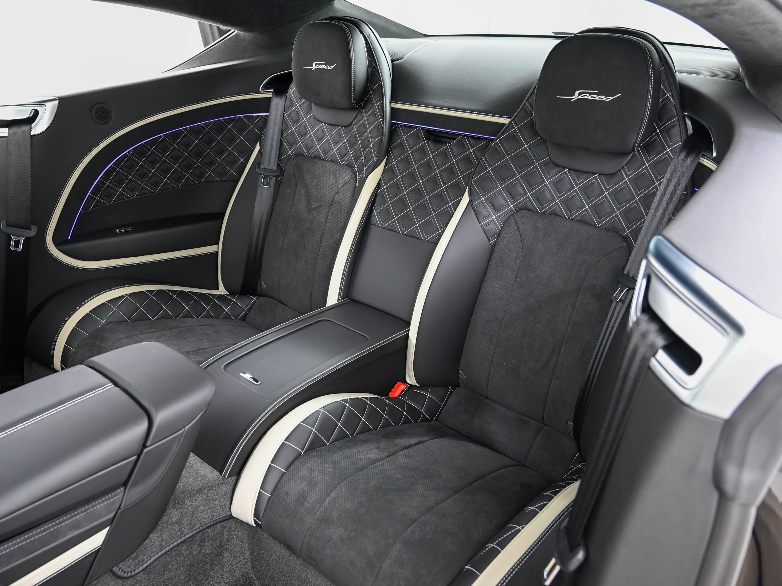 2022 Bentley Continental GT Speed — Photo 14 / 17