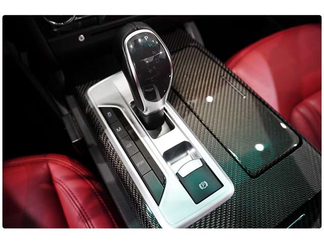 2015 Maserati Ghibli S Q4 — Photo 18 / 31