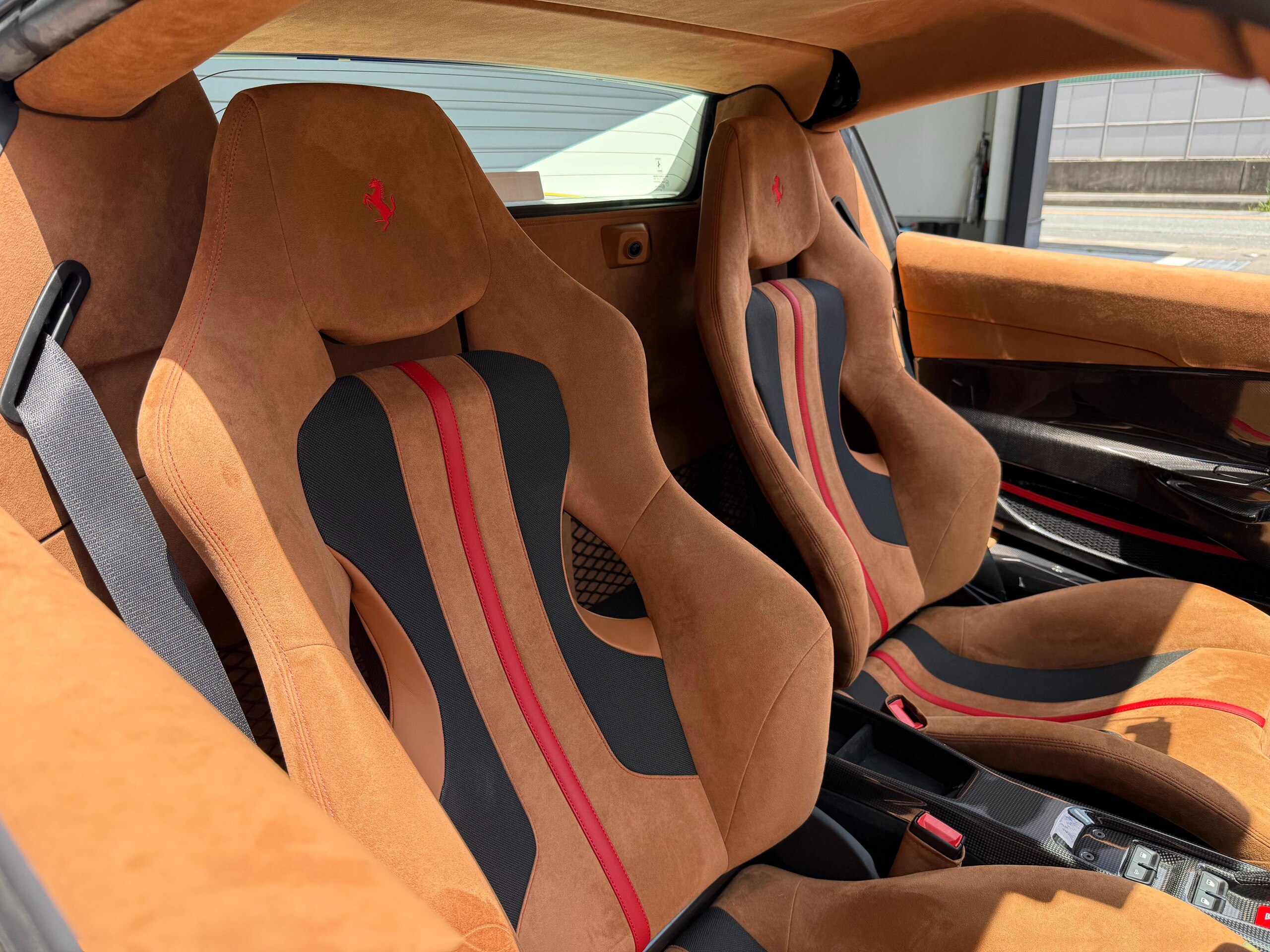 2020 Ferrari 488 Pista Spider — Photo 29 / 40