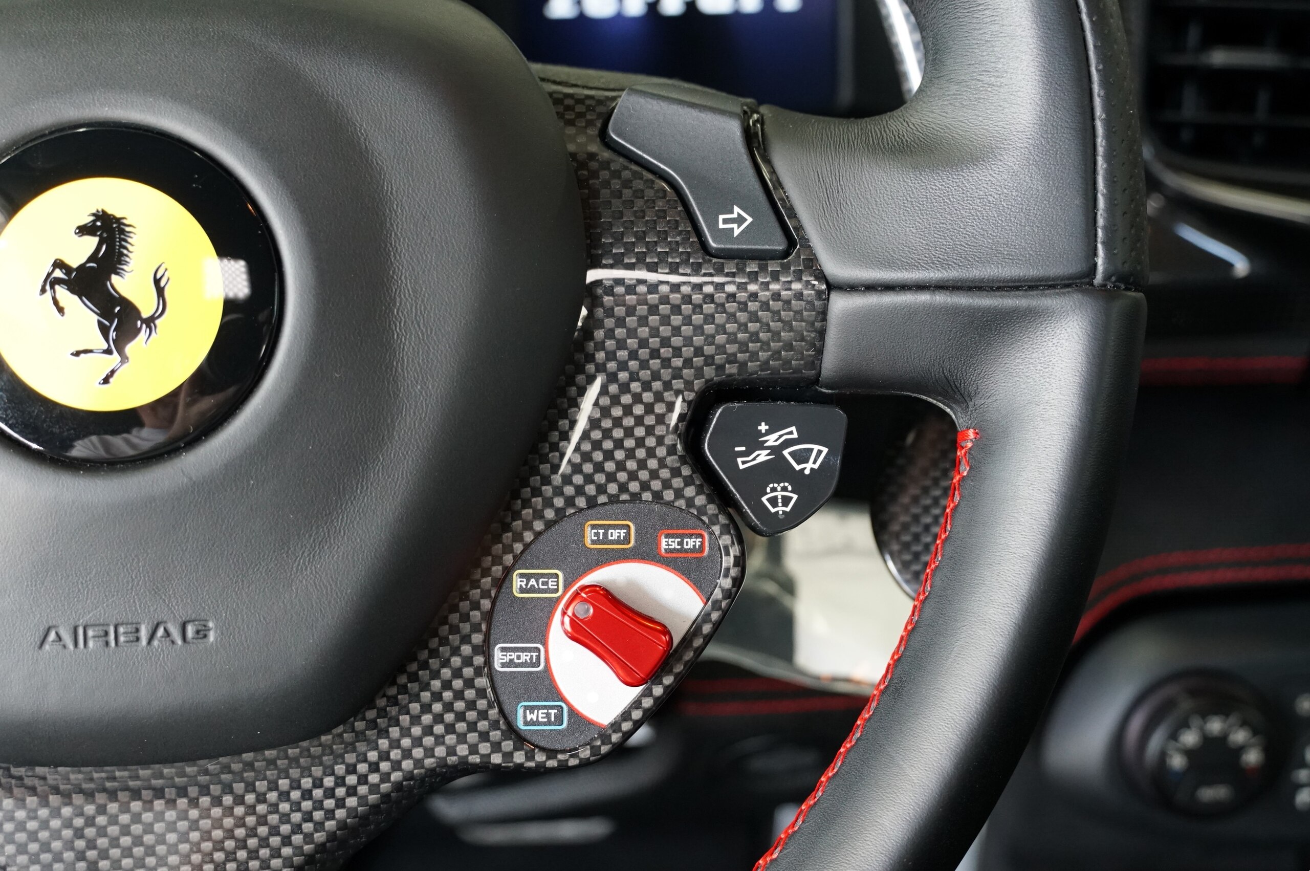 2015 Ferrari 458 Speciale — Photo 16 / 45