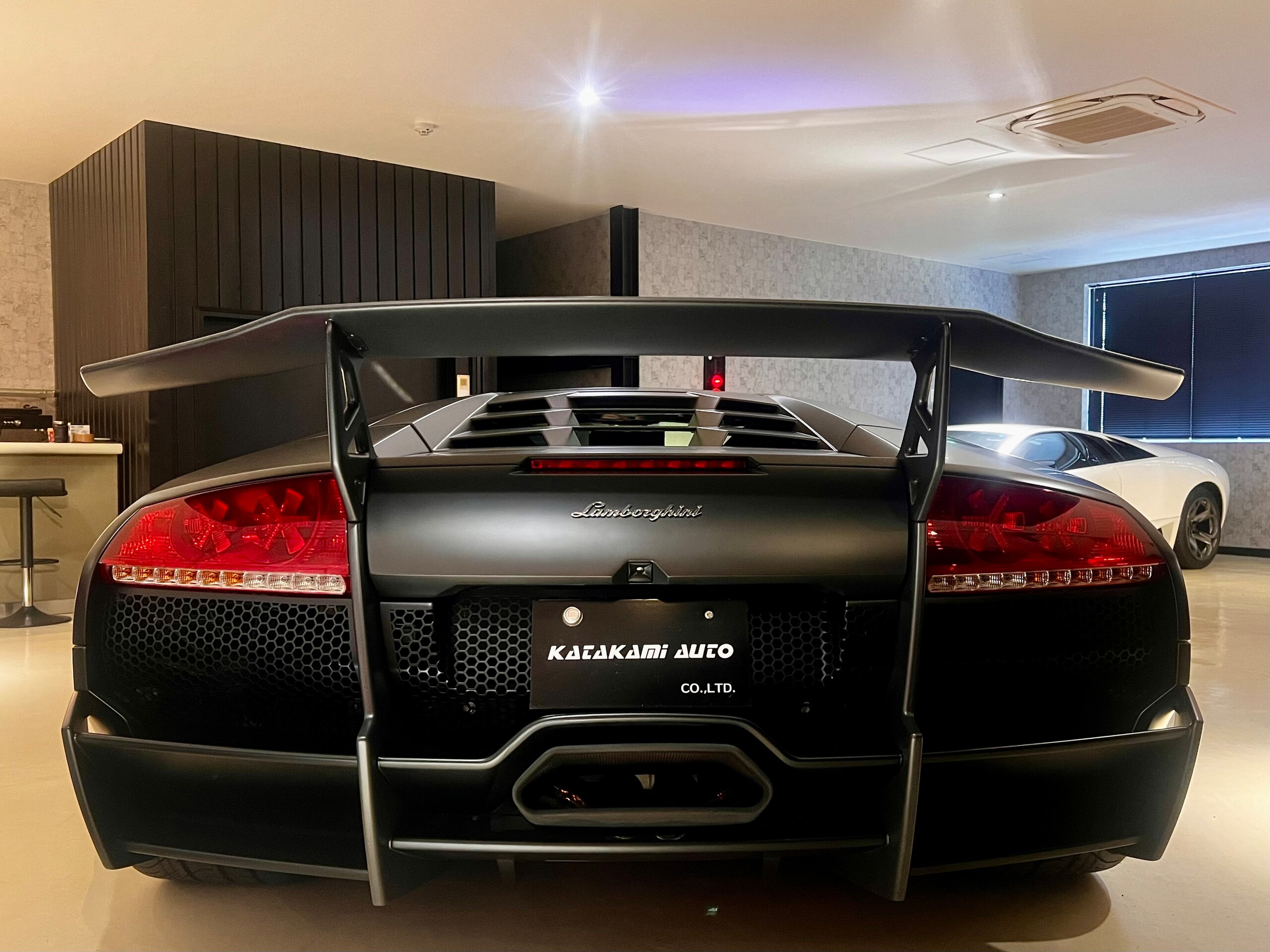 2010 Lamborghini Murcielago LP670-4 SV — Photo 6 / 19