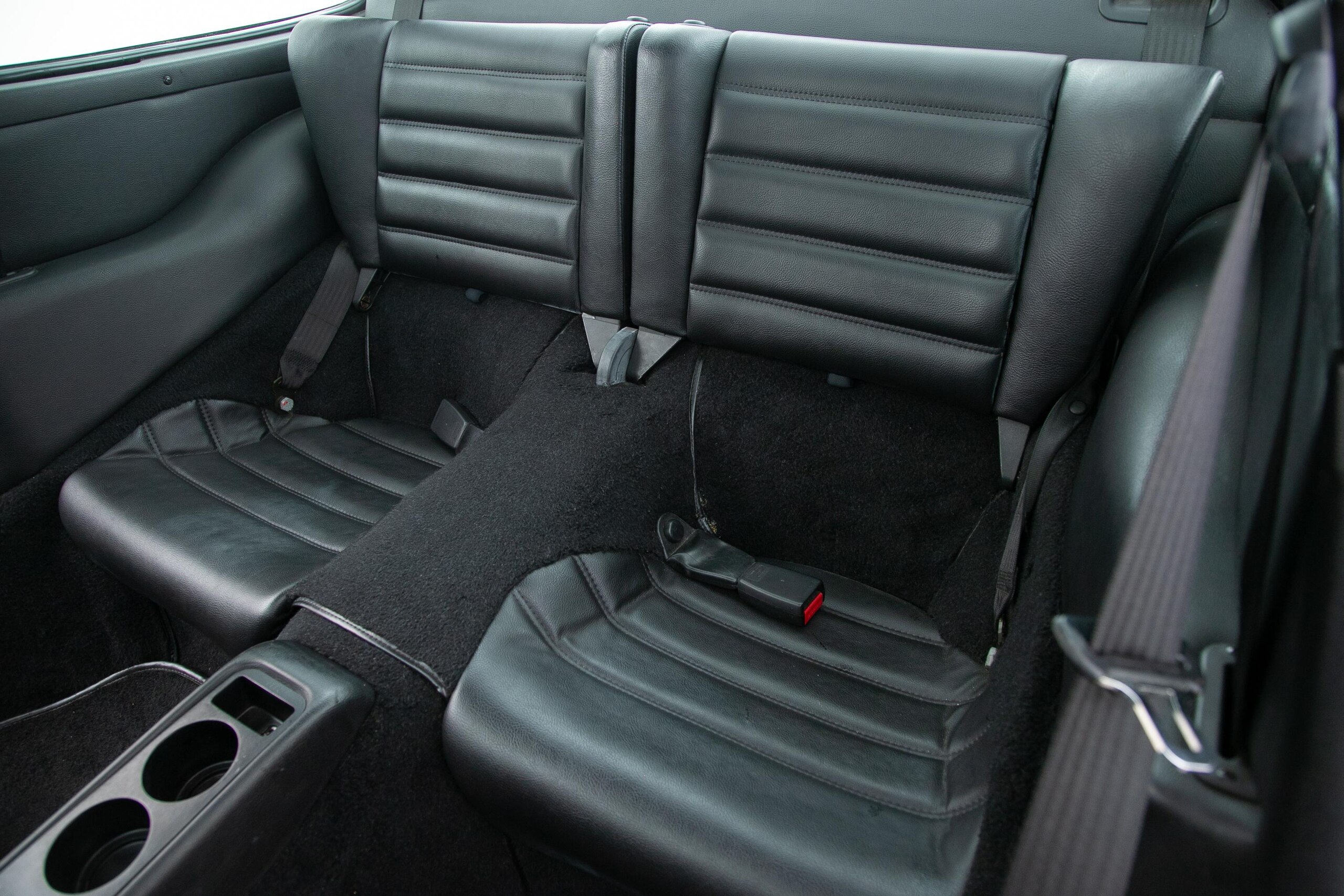 1993 Porsche 911 Carrera 2 — Photo 17 / 21