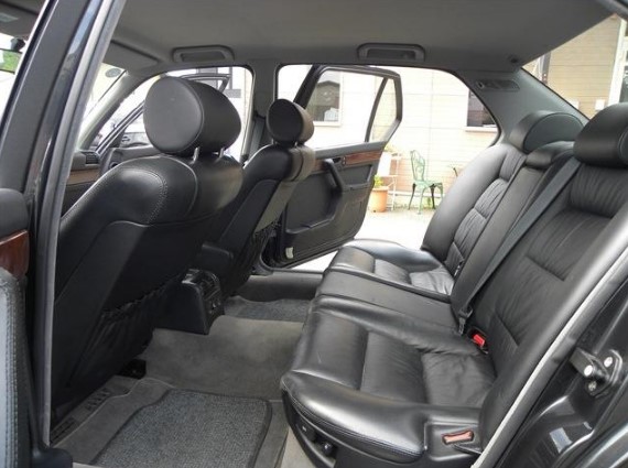 1990 BMW 750i — Photo 19 / 22