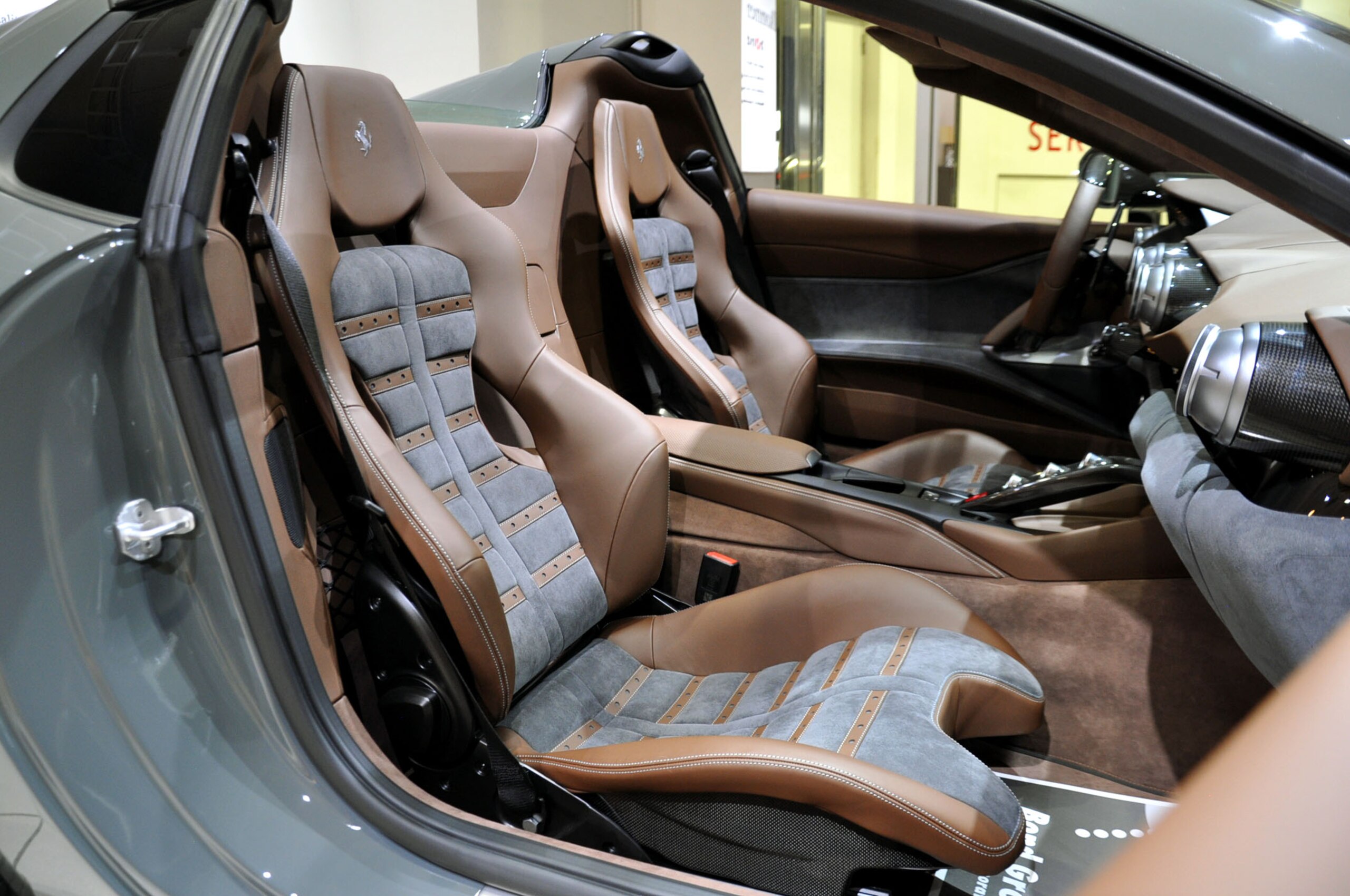 2021 Ferrari 812GTS — Photo 16 / 20