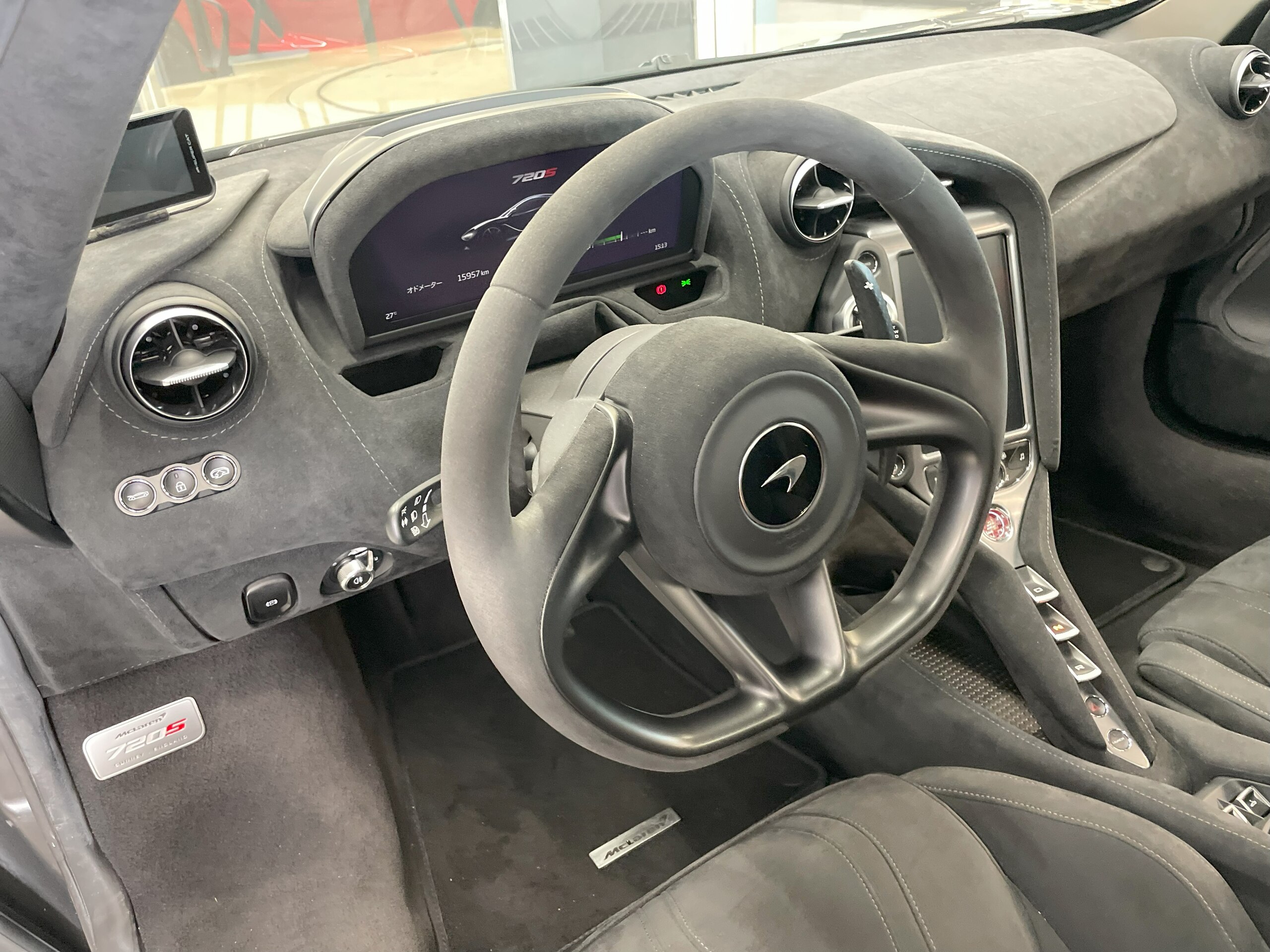 2019 McLaren 720S Spider — Photo 11 / 18