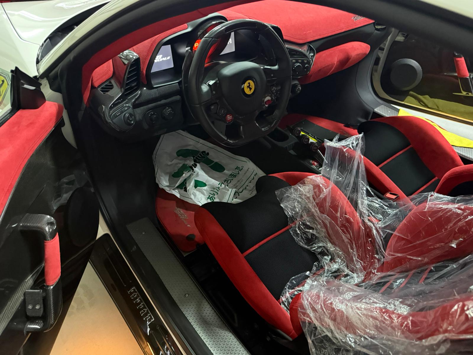 2015 Ferrari 458 Speciale — Photo 10 / 37