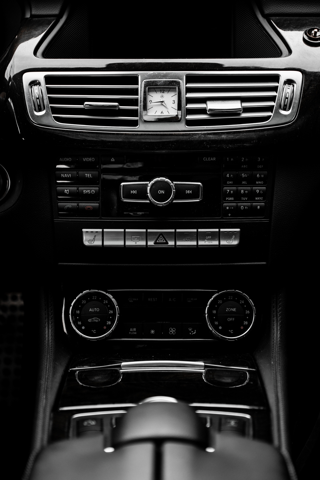 2012 Mercedes Benz CLS350 AMG — Photo 21 / 28