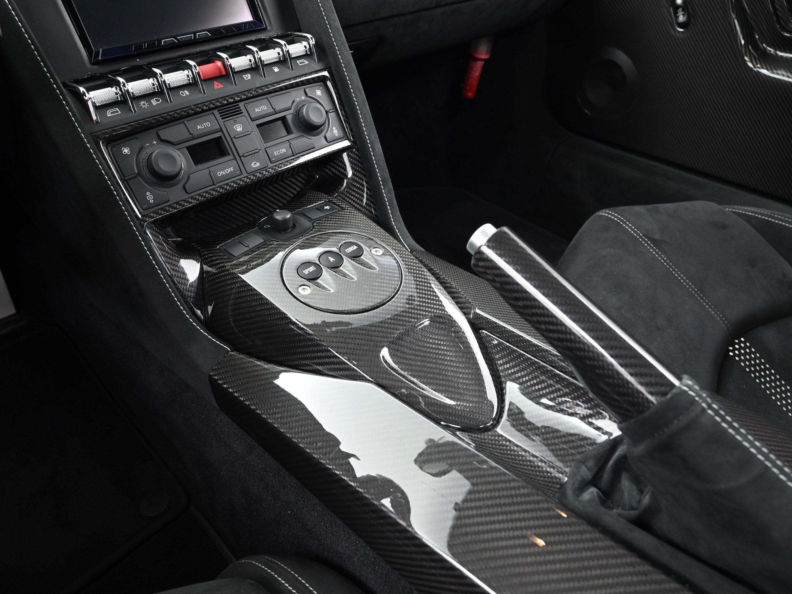 2011 Lamborghini Gallardo LP570-4 Superleggera — Photo 14 / 24