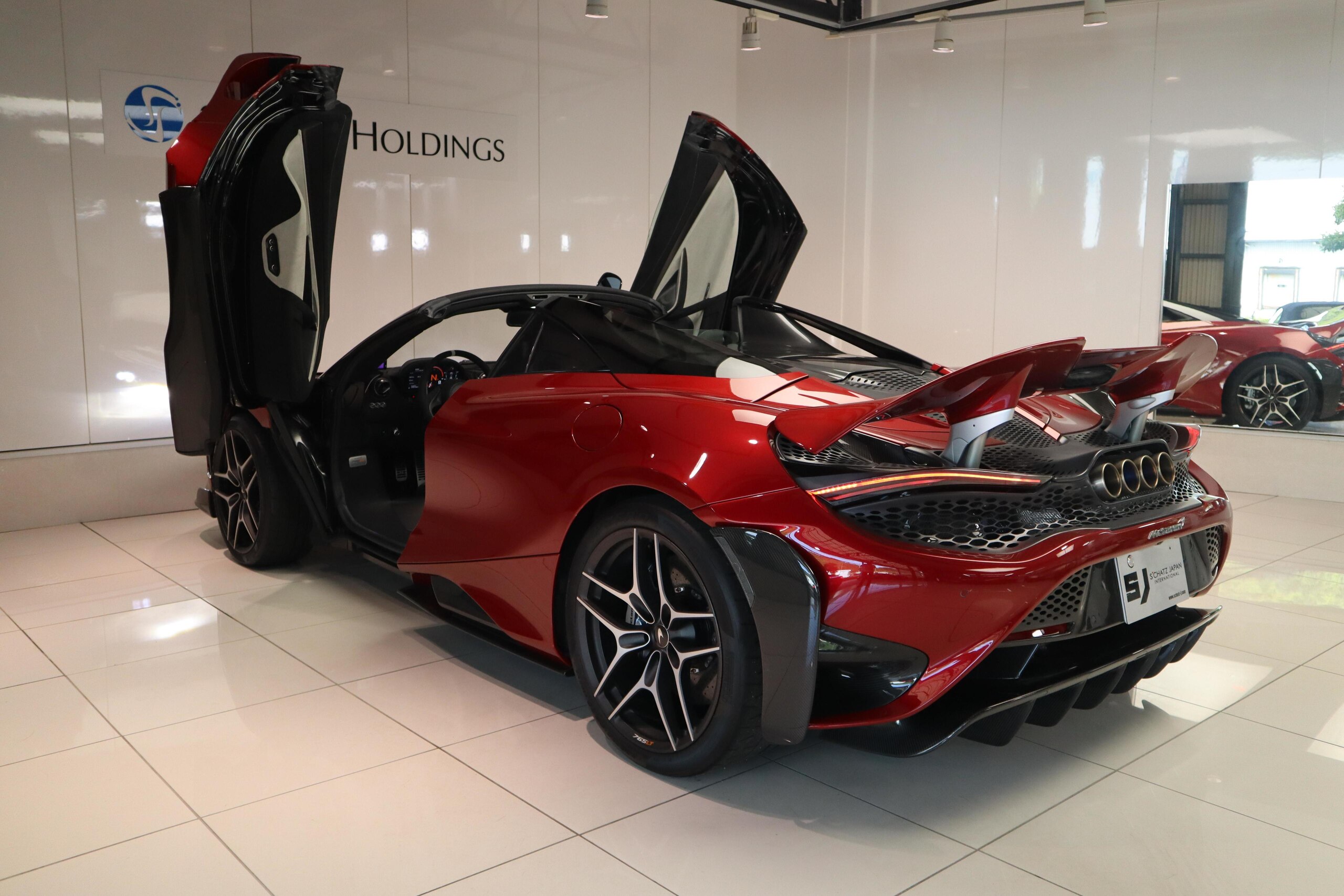 2023 McLaren 765LT Spider — Photo 31 / 49
