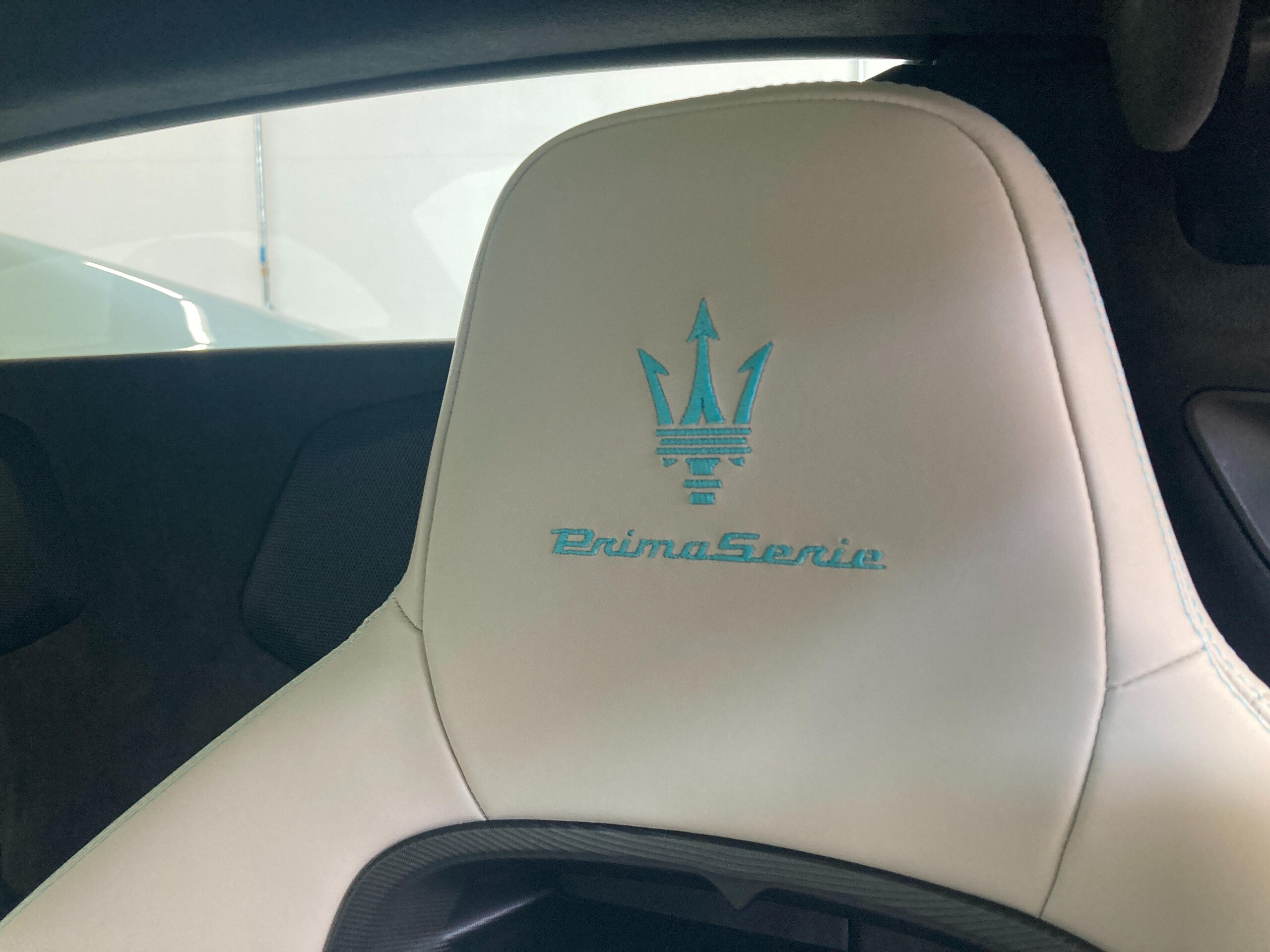 2023 Maserati MC20 Cielo — Photo 9 / 11