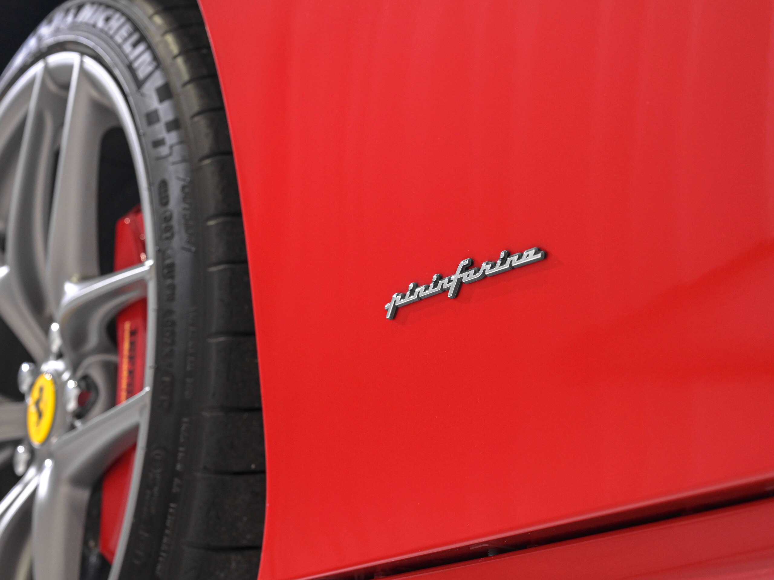 2013 Ferrari F12 Berlinetta — Photo 18 / 35
