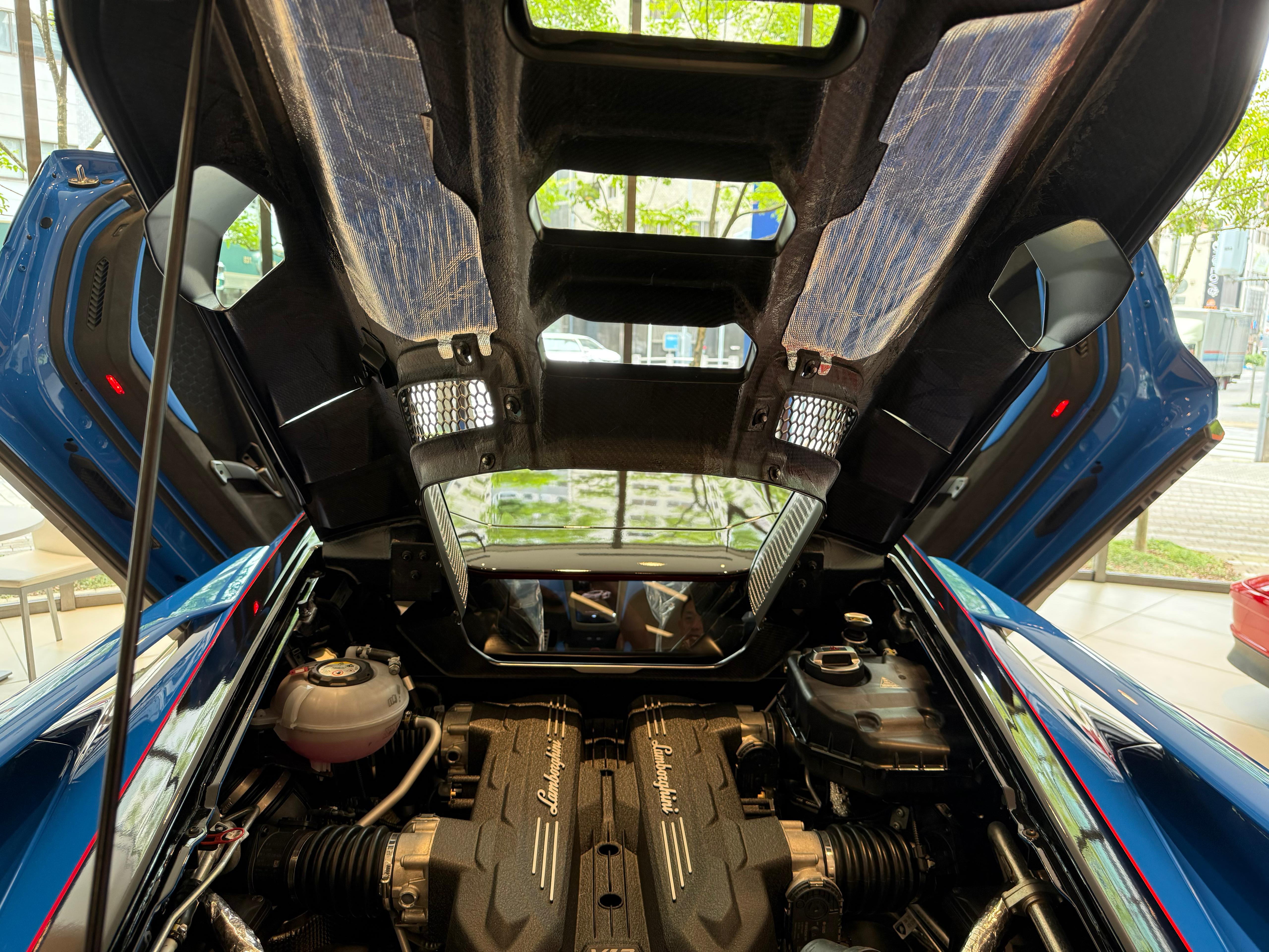 2024 Lamborghini Revuelto — Photo 14 / 14