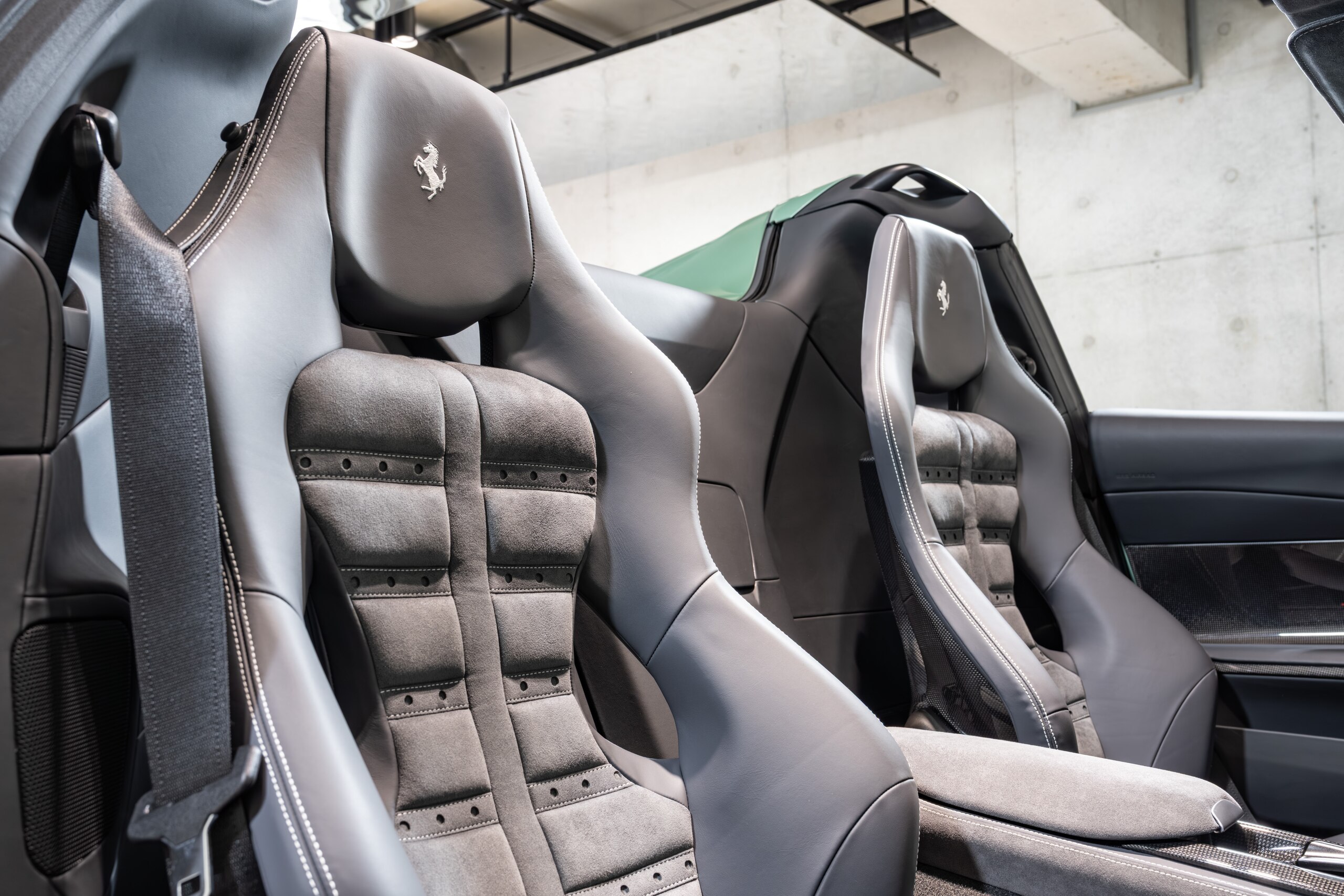 2021 Ferrari 812GTS — Photo 13 / 25