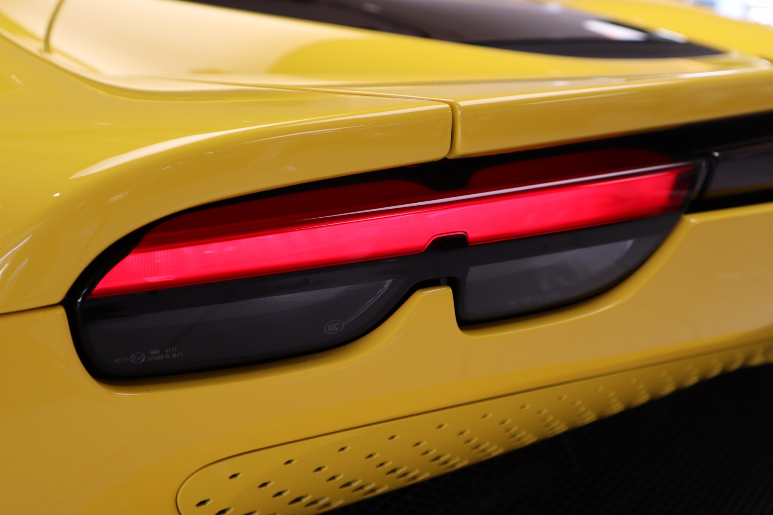 2023 Ferrari 296GTB — Photo 7 / 20