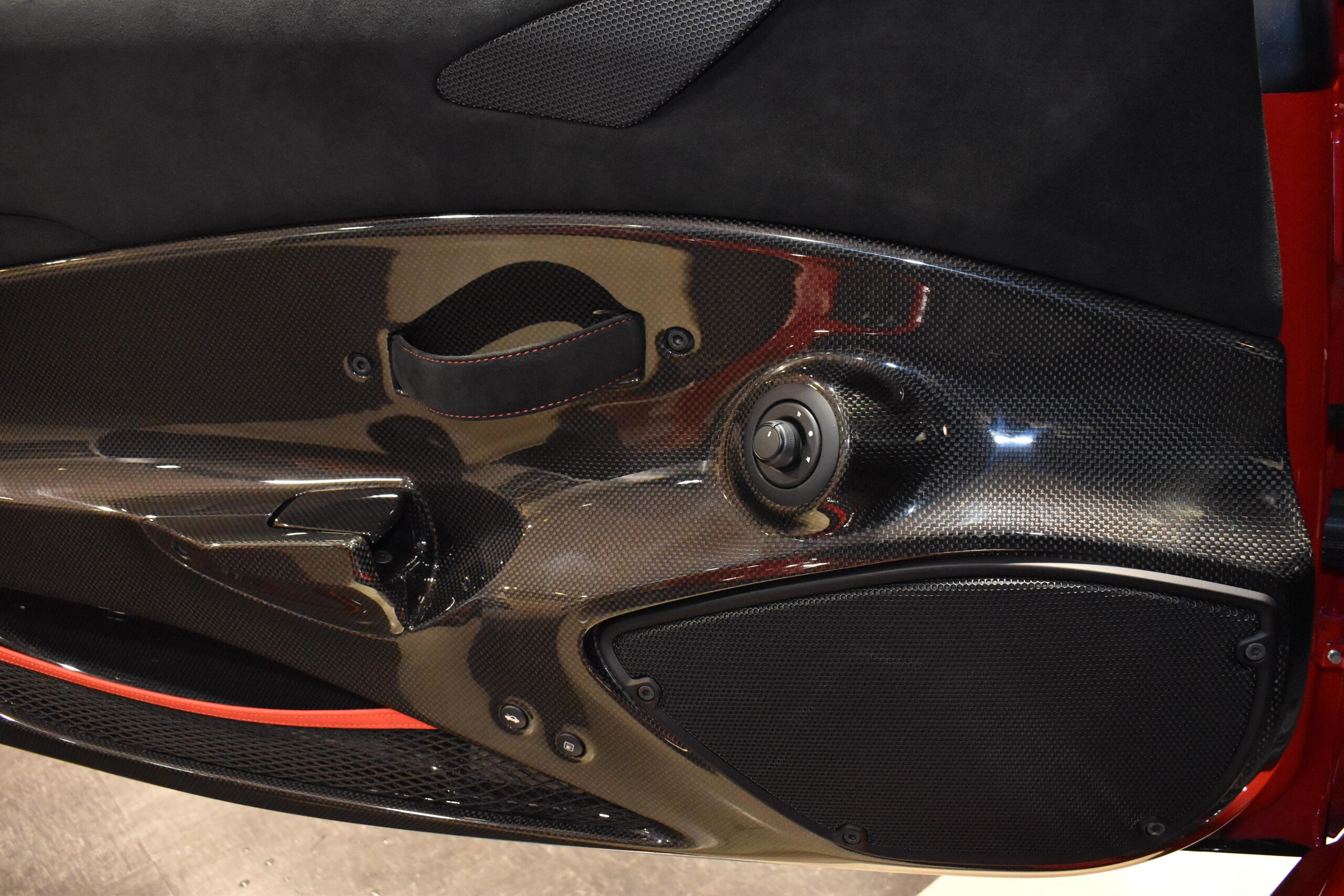 2020 Ferrari 488 Pista — Photo 14 / 23