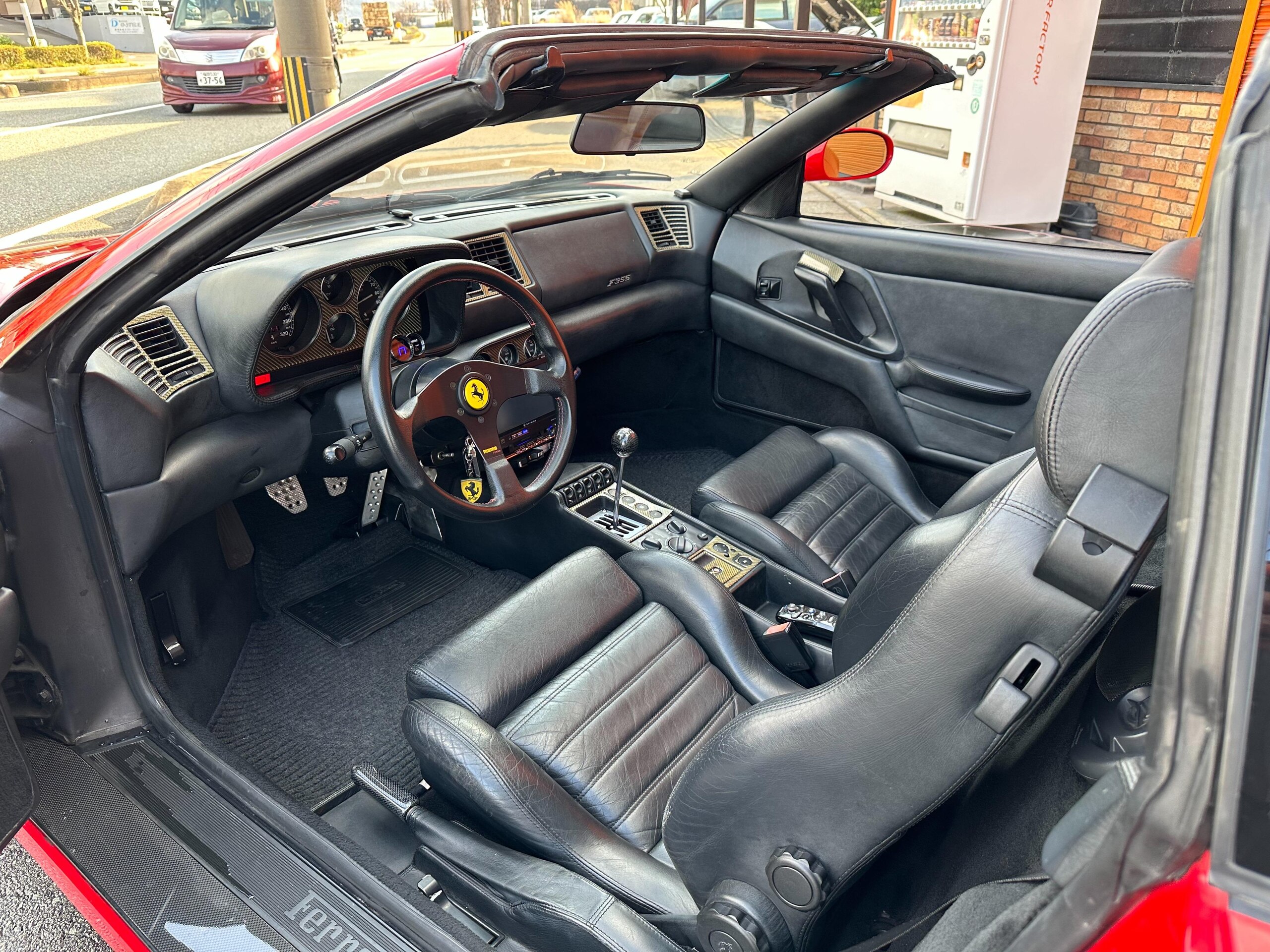 1995 Ferrari F355 GTS — Photo 16 / 44