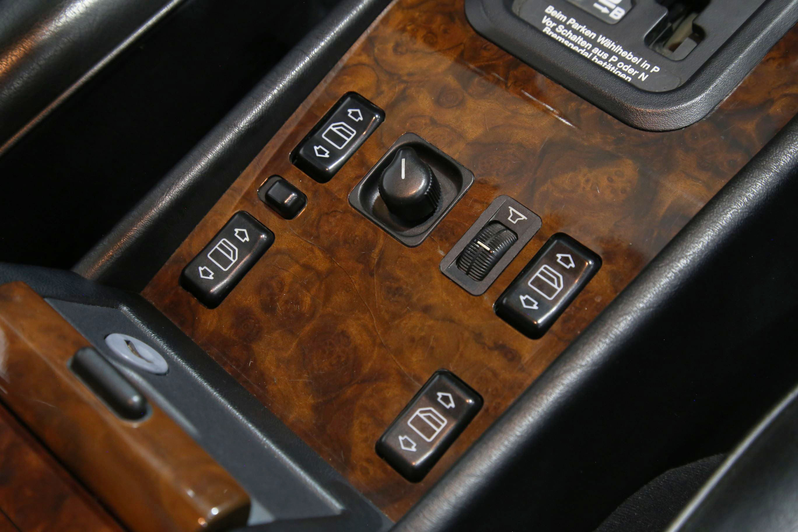 1992 Mercedes Benz 500E — Photo 13 / 22