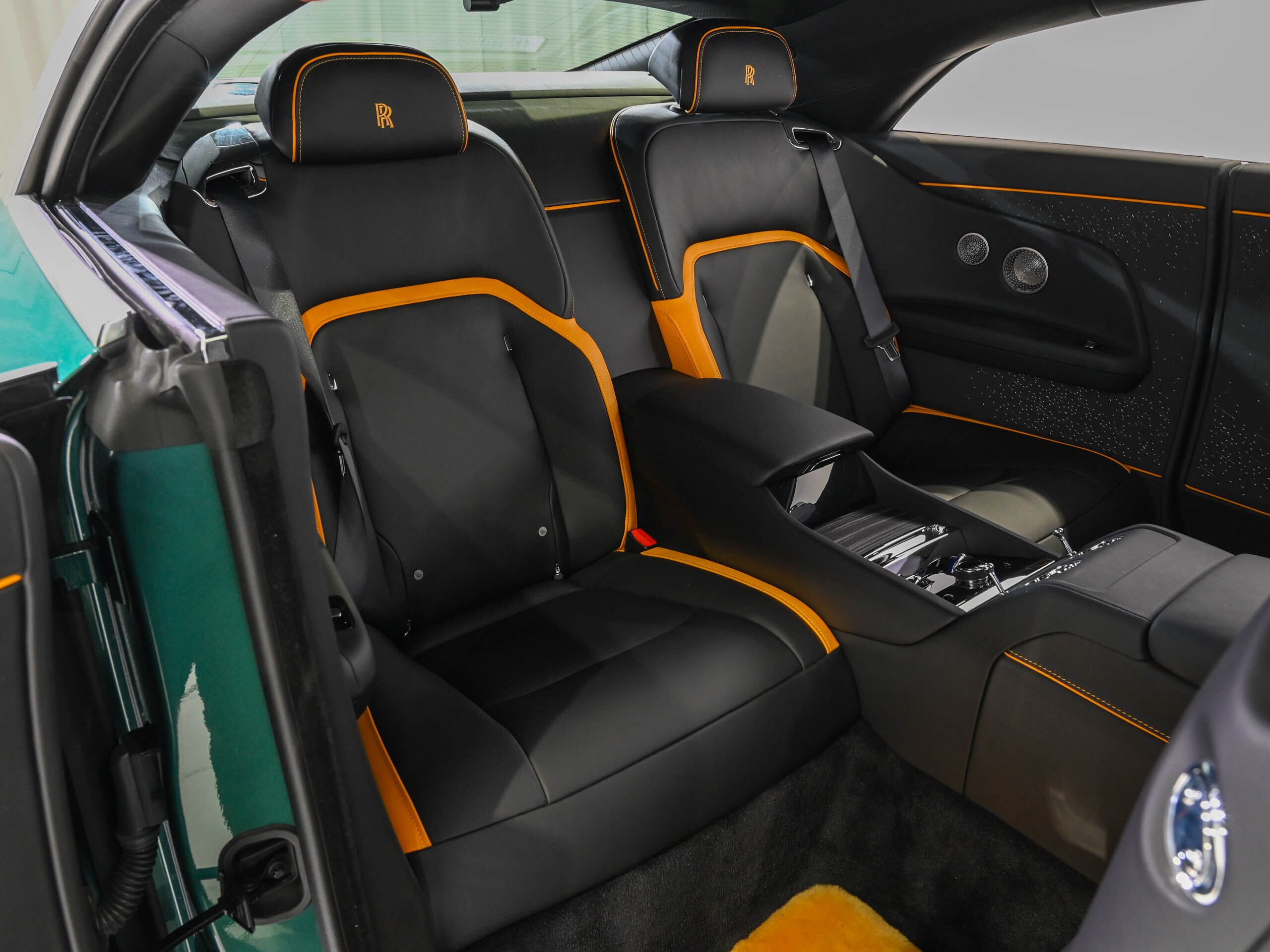 2024 Rolls-Royce Specter — Photo 17 / 22