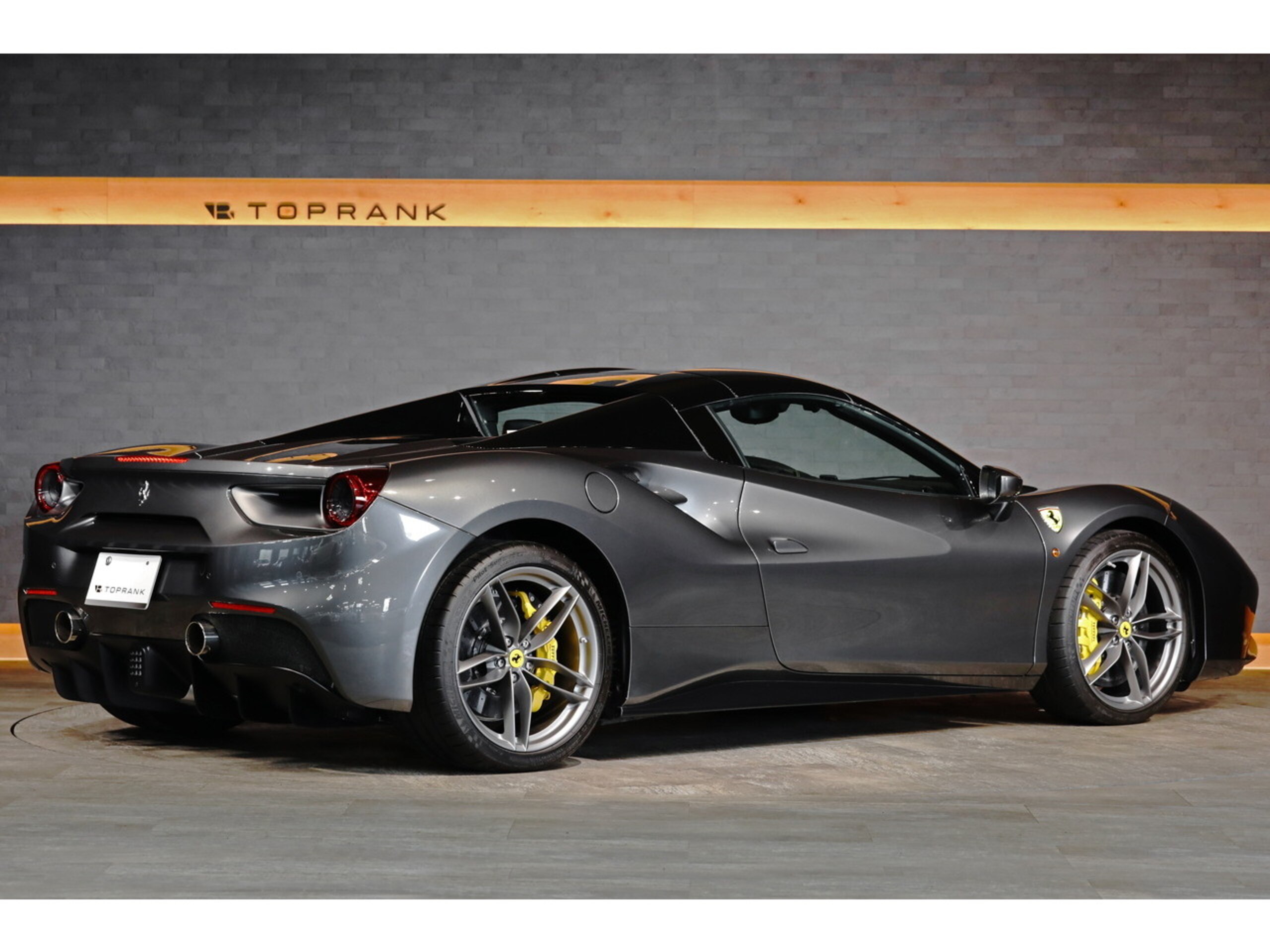 2018 Ferrari 488 Spider — Photo 15 / 65