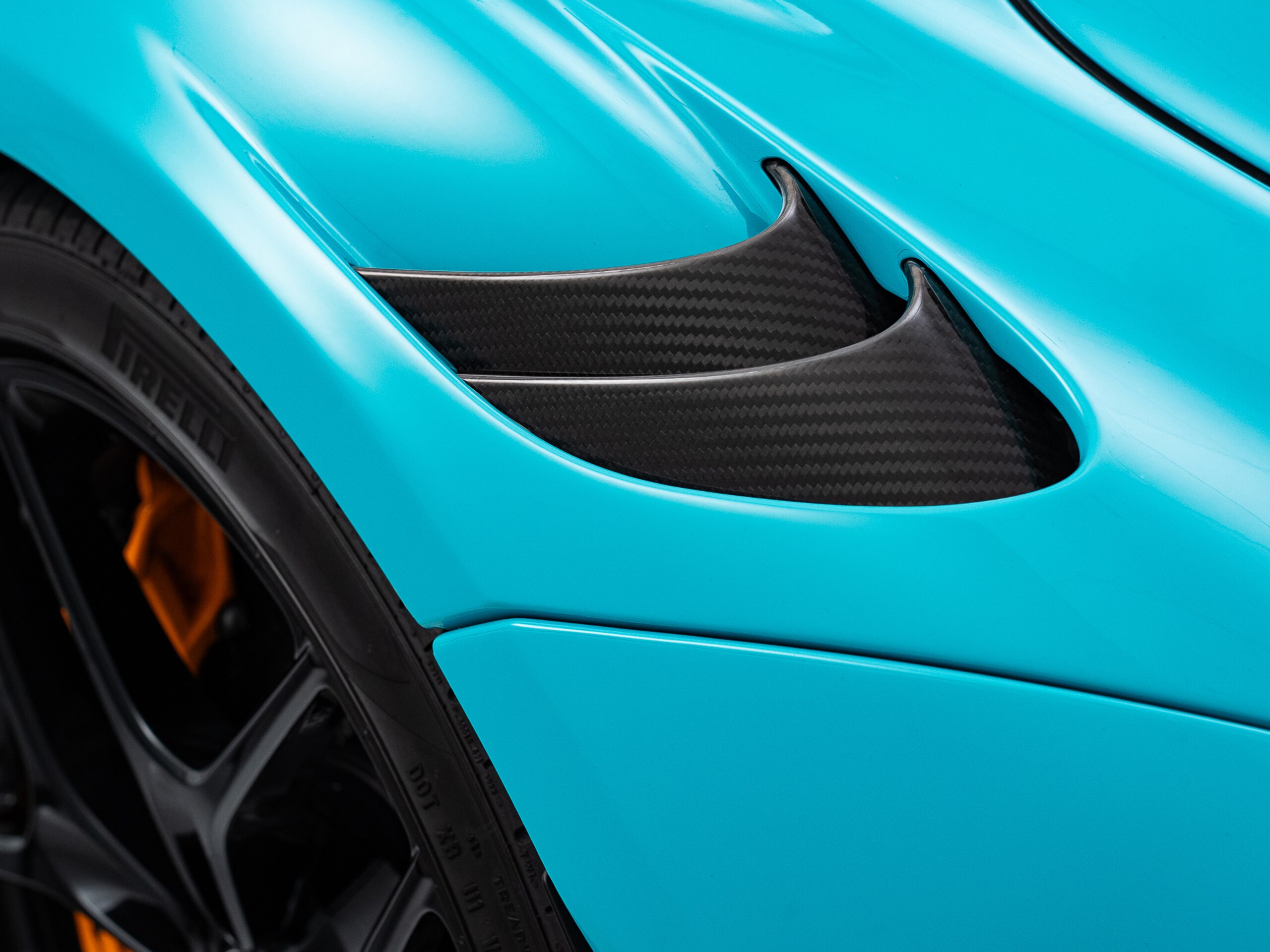 2022 McLaren 765LT Spider — Photo 15 / 59