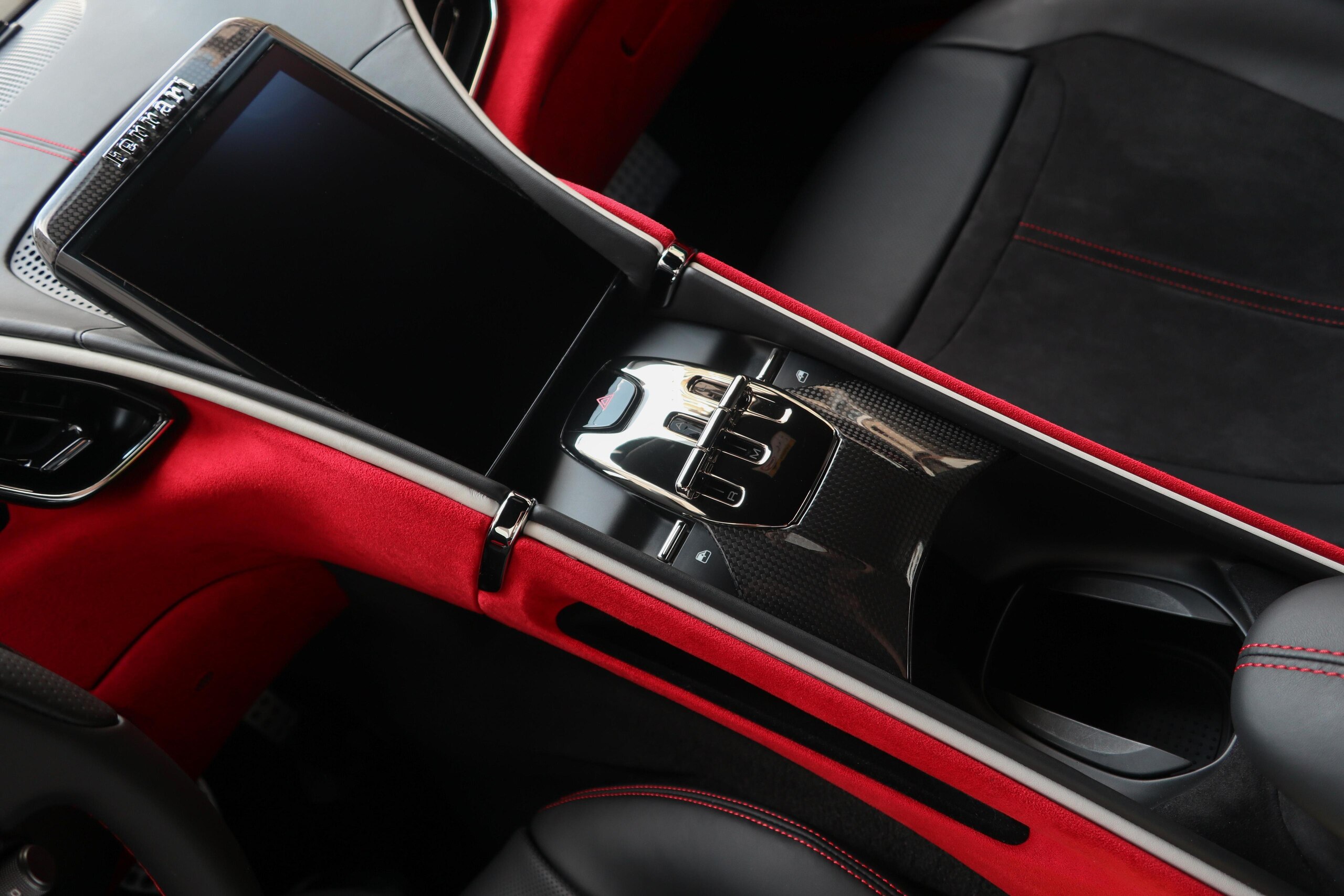 2021 Ferrari Roma — Photo 10 / 20
