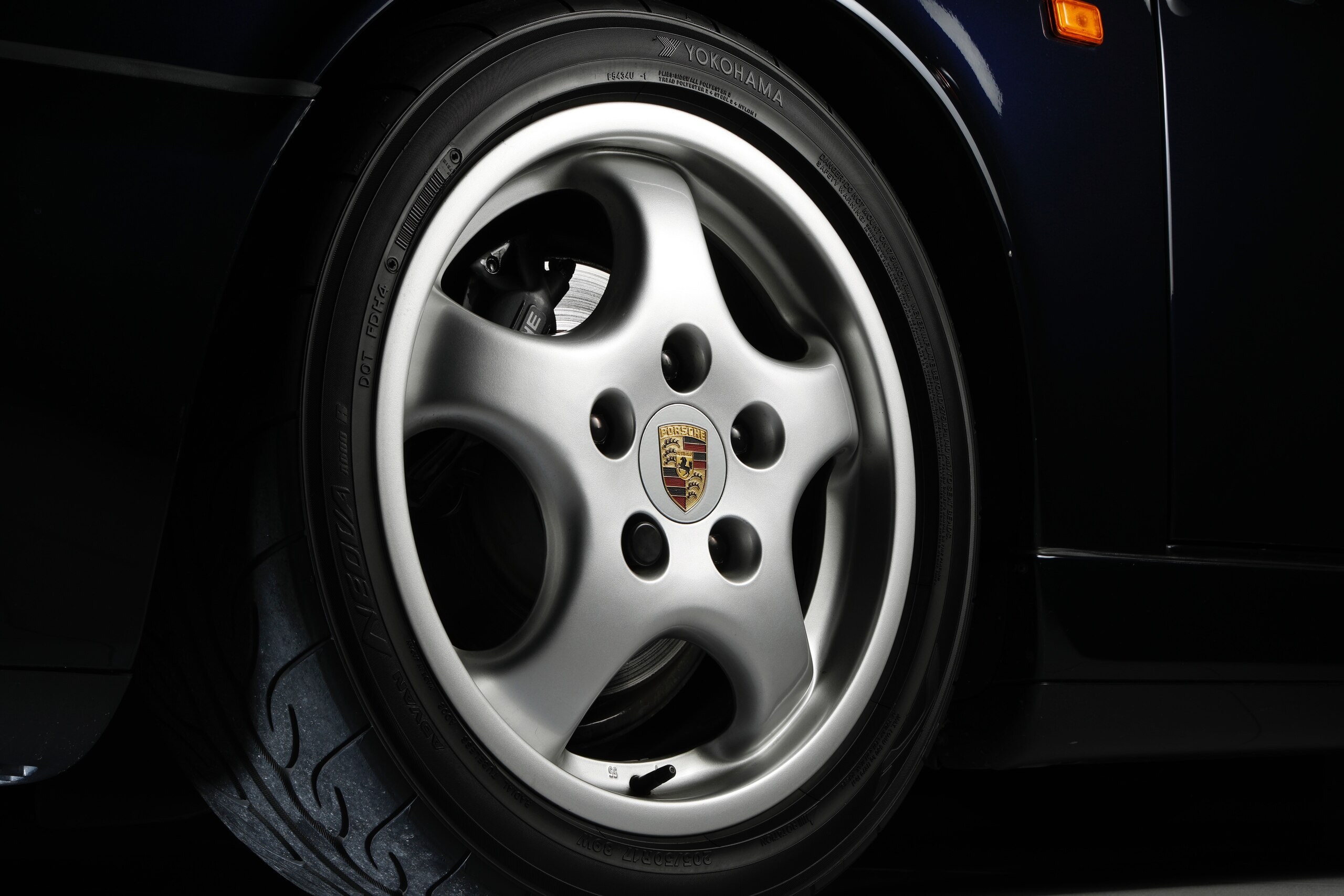 1992 Porsche 911 Carrera 2 — Photo 17 / 21