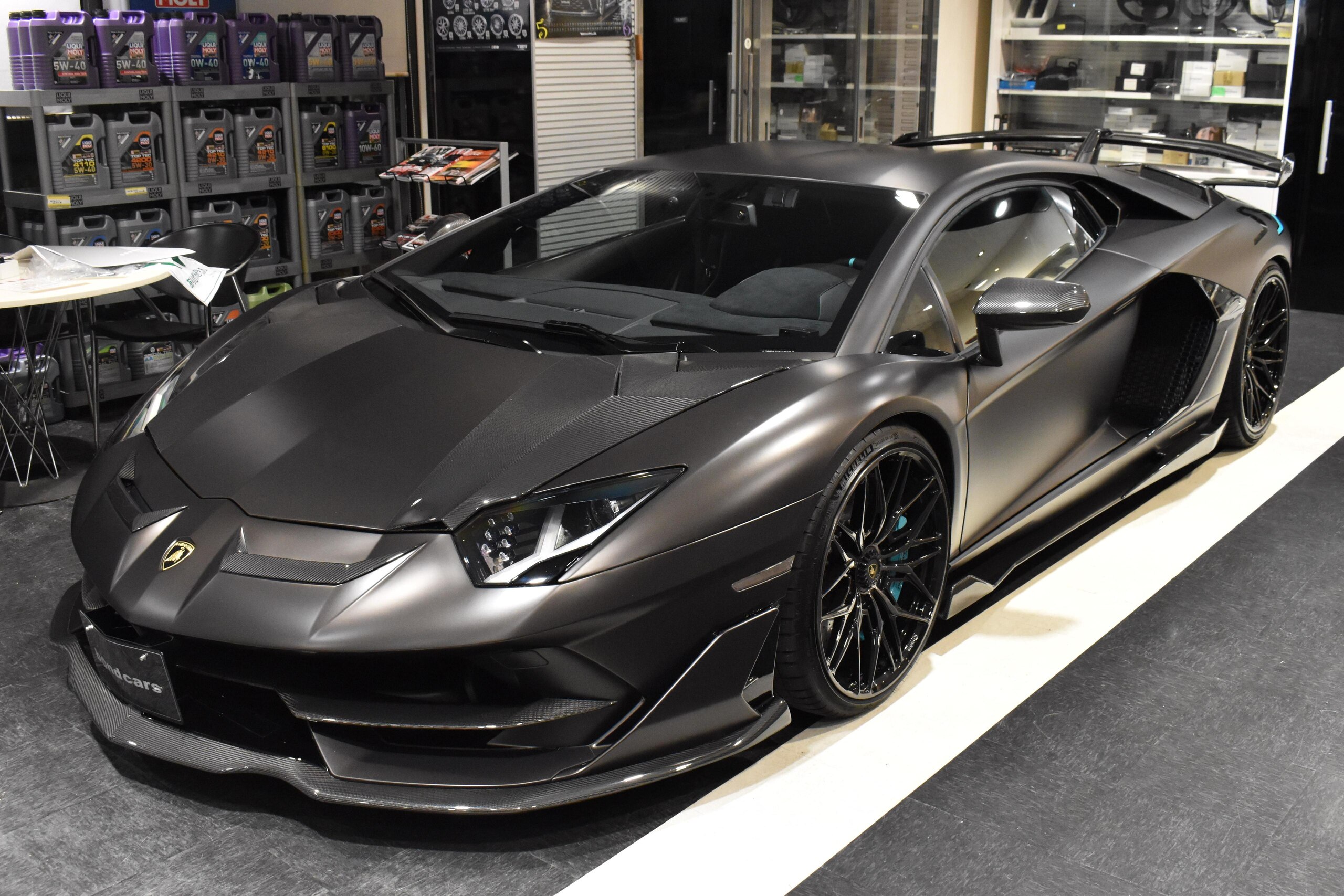 2019 Lamborghini Aventador SVJ — Photo 6 / 32