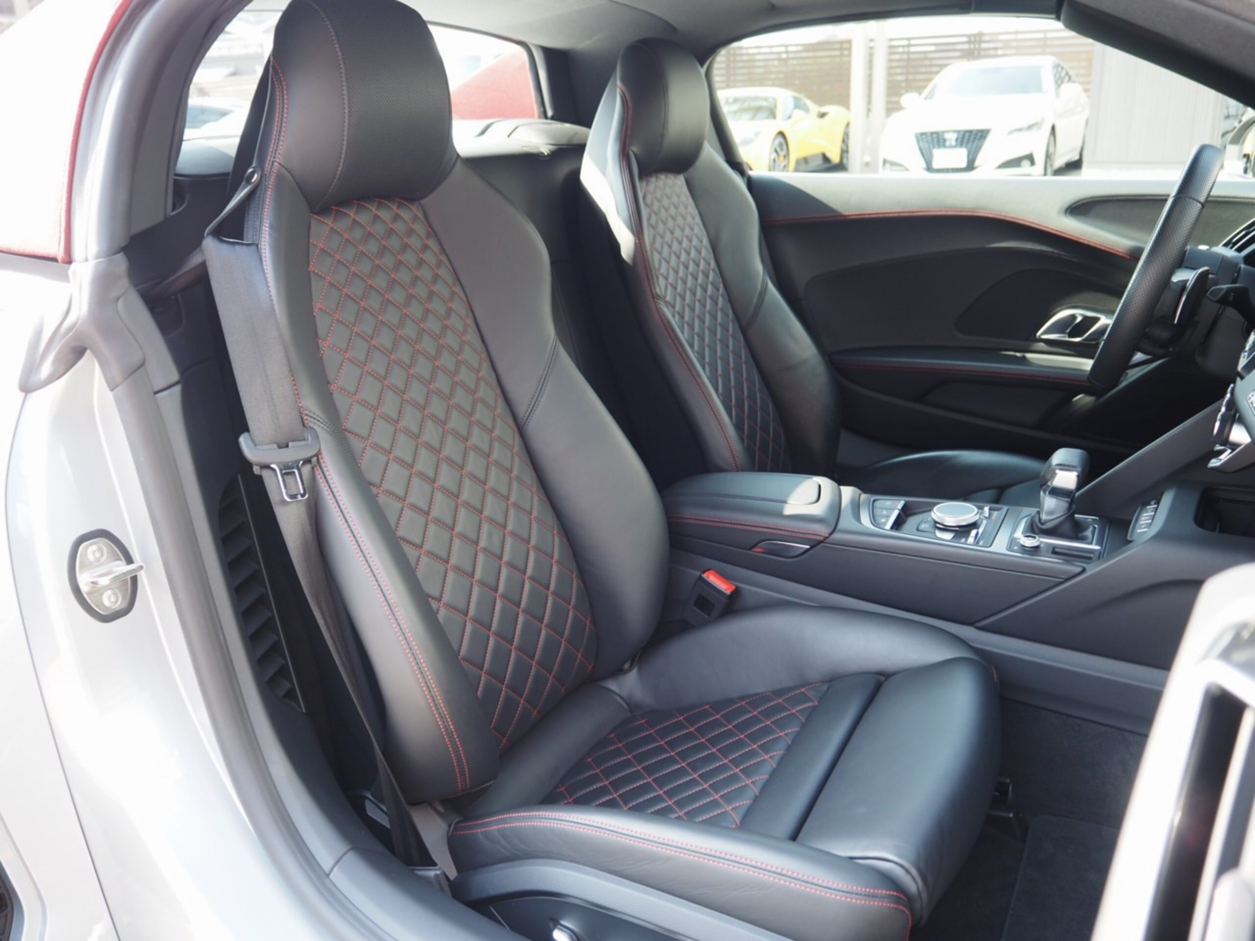 2018 Audi R8 Spyder — Photo 16 / 18