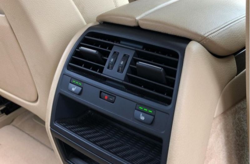 2013 BMW 740i — Photo 6 / 7