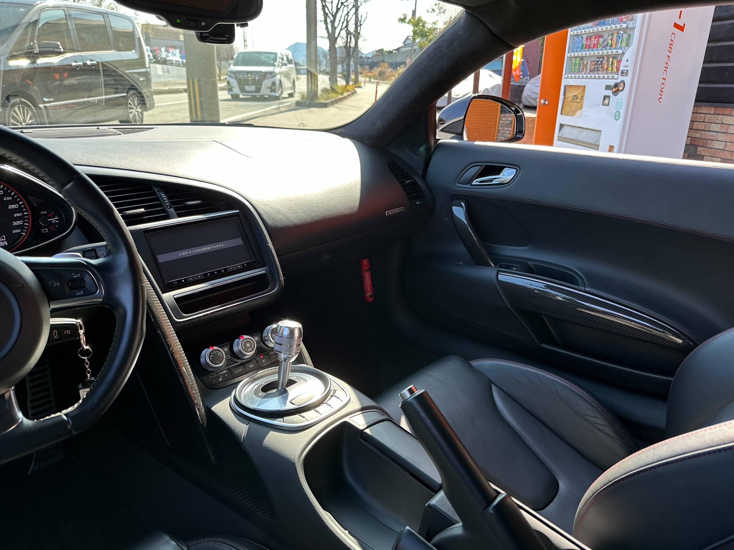 2012 Audi R8 5.2 FSI Quattro — Photo 19 / 32