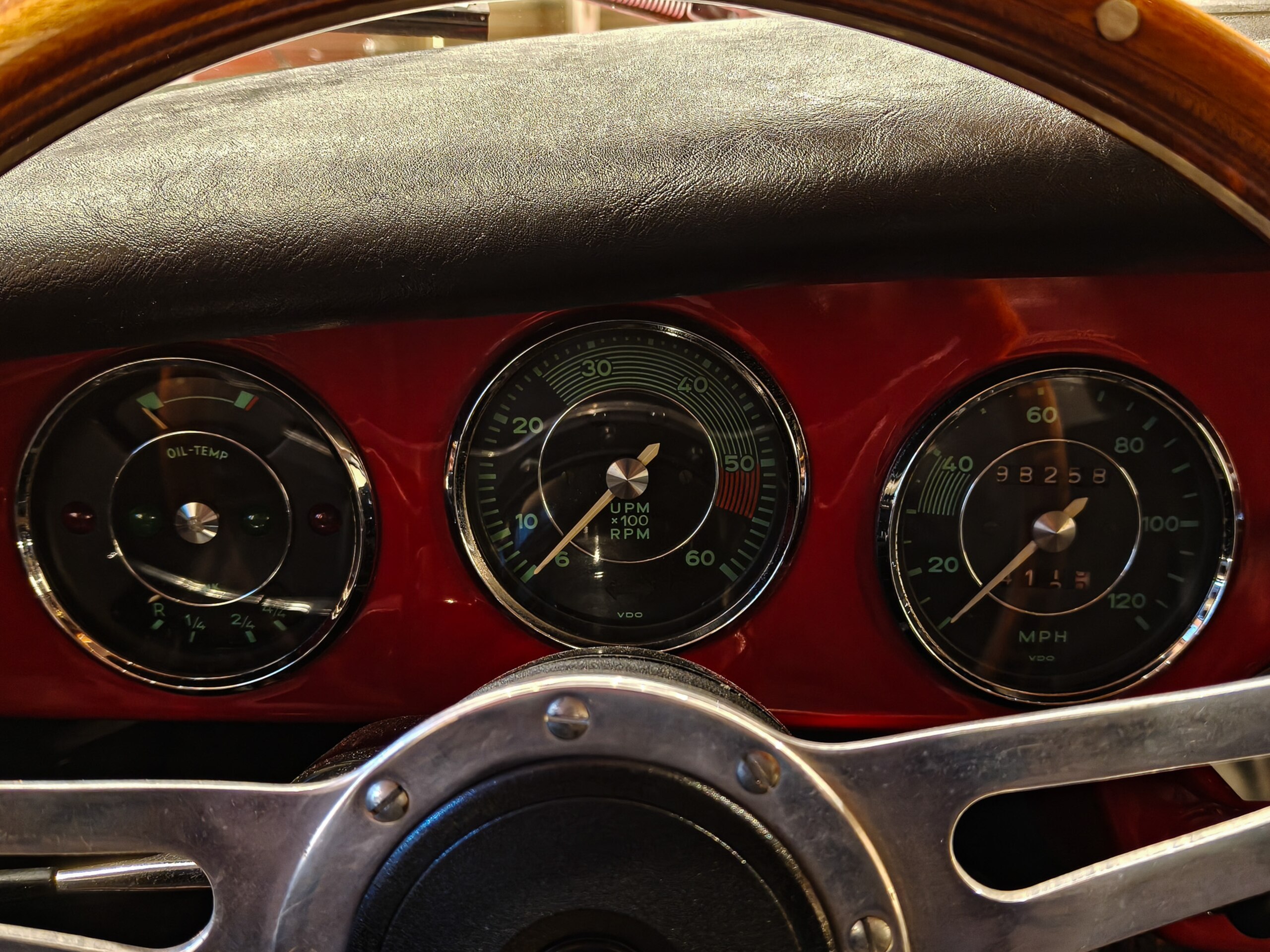 1964 Porsche 356 — Photo 8 / 18